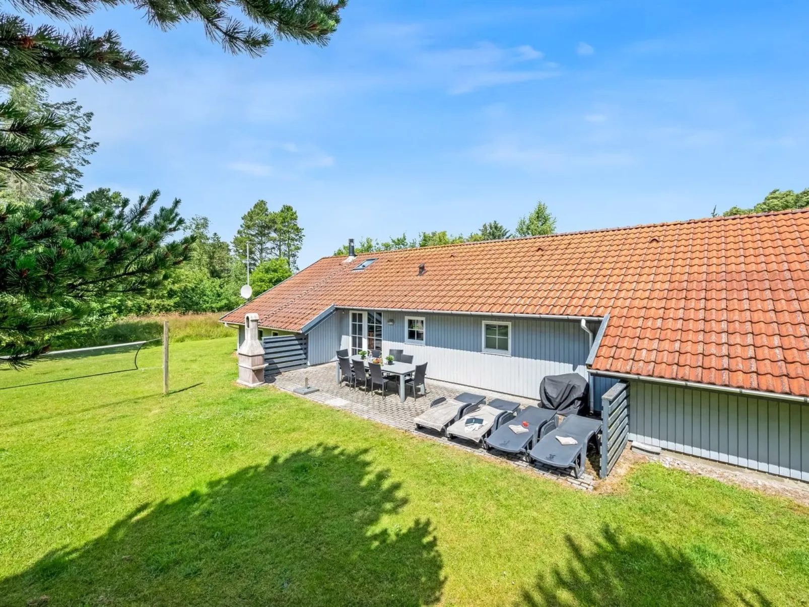 "Gunvald" - 2km to the fjord-Buiten