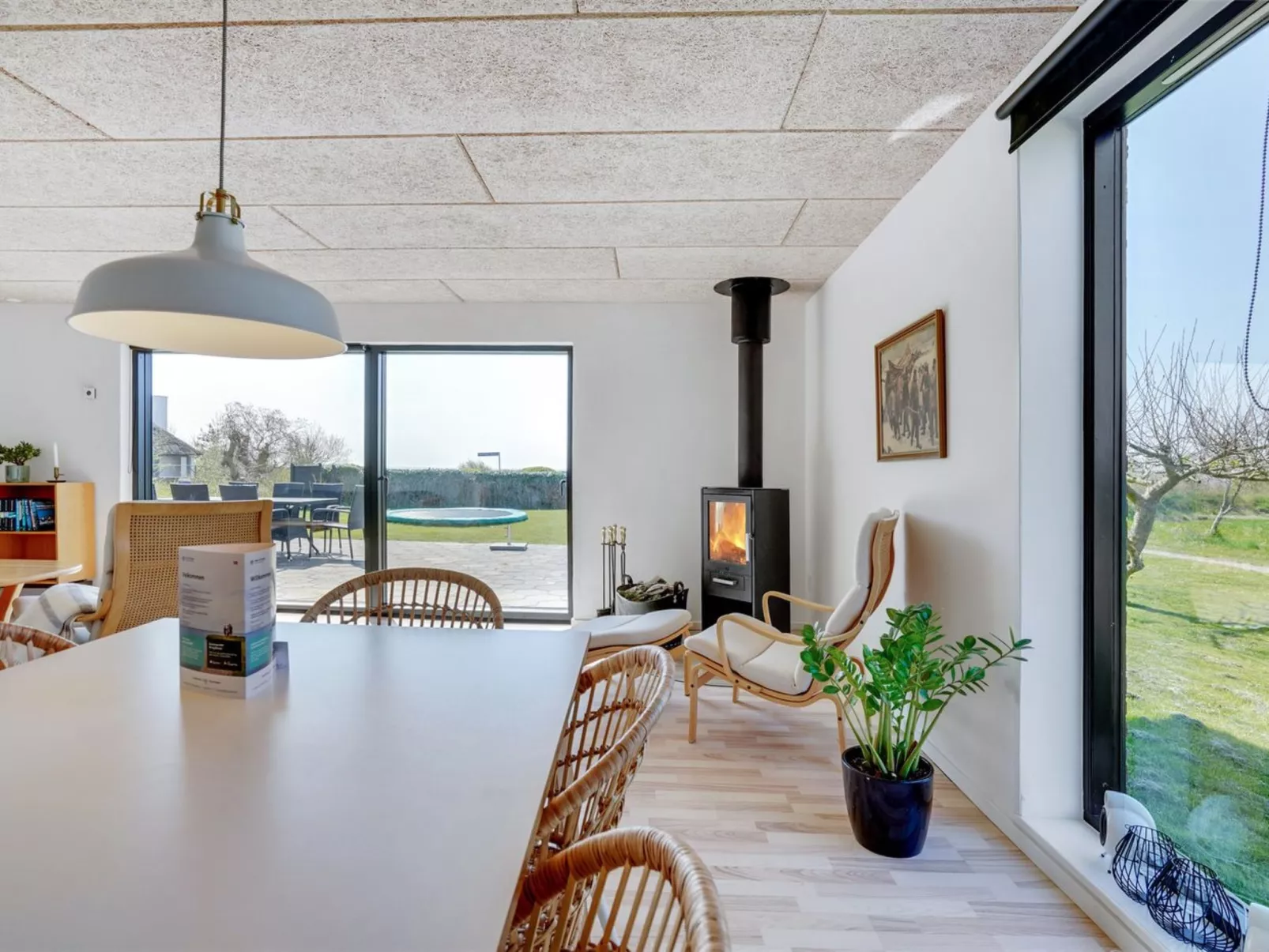 "Emin" - 100m from the sea-Binnen