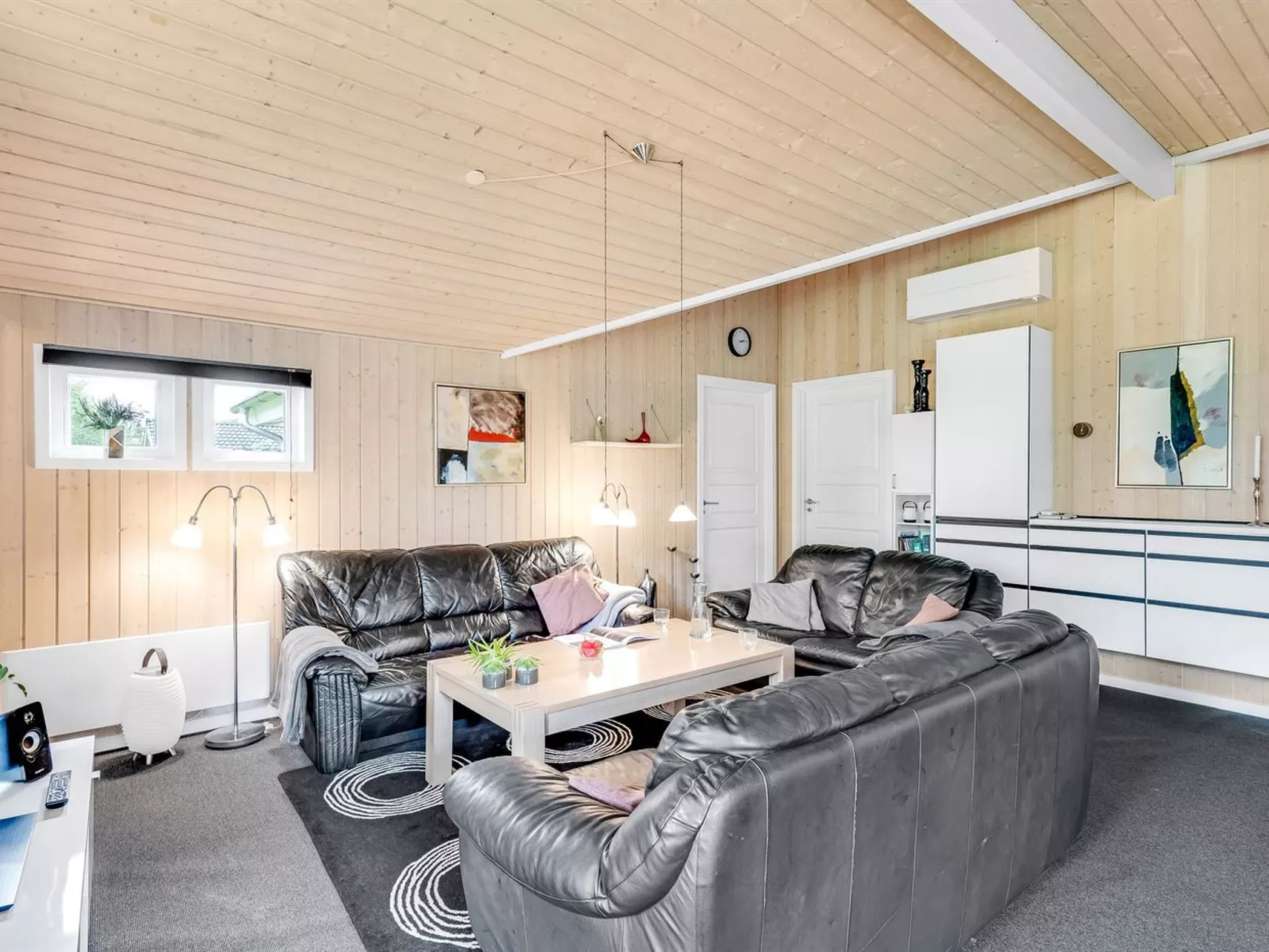 "Gurly" - 25km from the sea-Binnen