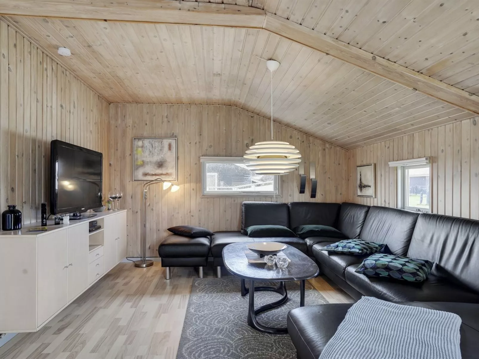 "Hebba" - 300m from the sea-Binnen