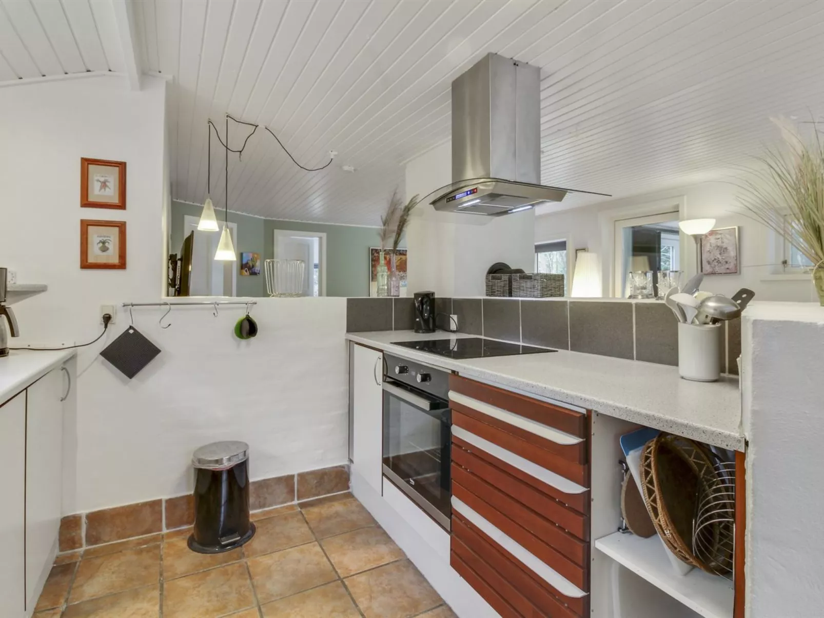 "Josina" - 32km from the sea-Binnen