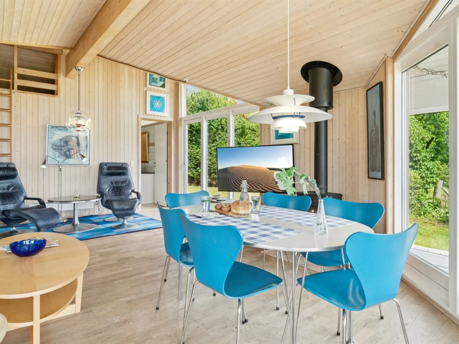 "Brunman" - 10m to the fjord-Binnen