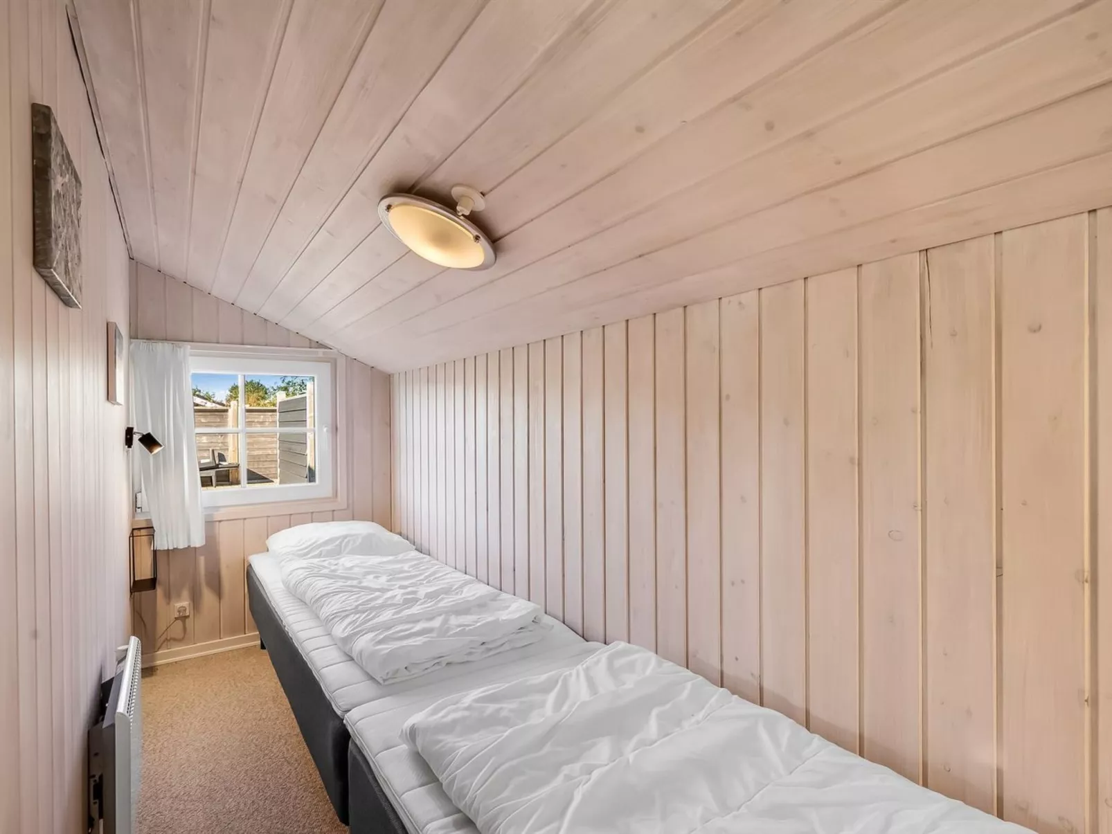 "Shalin" - 1.4km to the fjord-Binnen