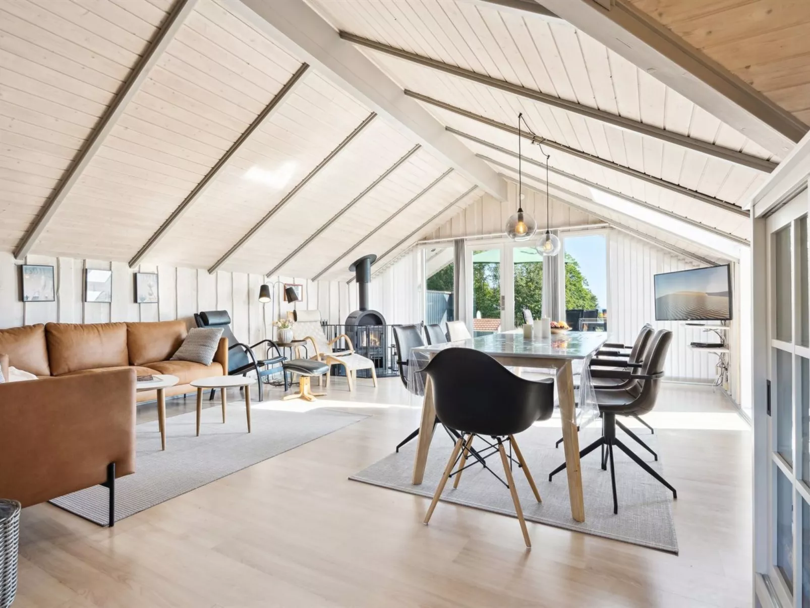 "Algut" - 75m from the sea-Binnen