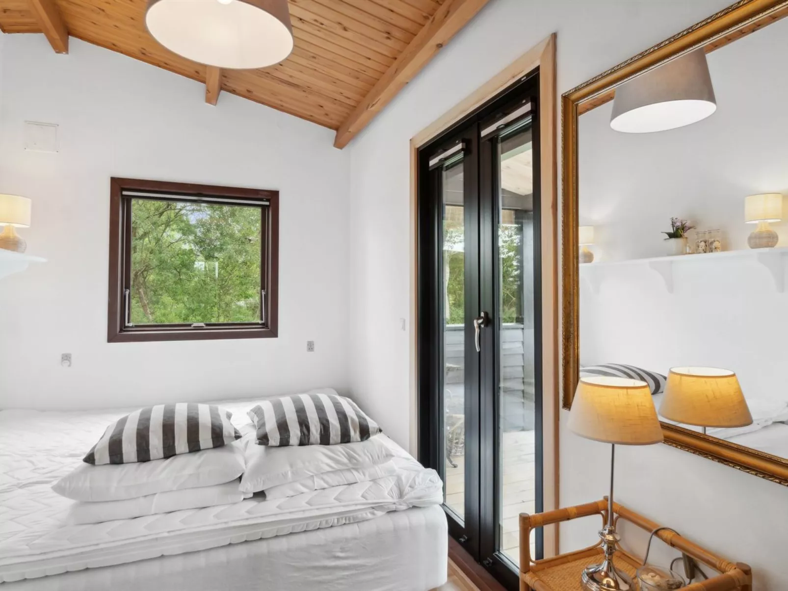 "Aurore" - 1.3km from the sea-Binnen