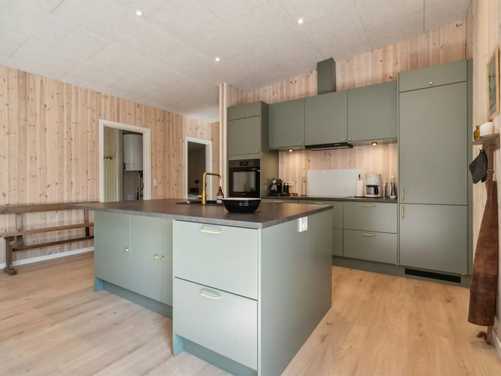 "Filip" - 1.2km from the sea-Binnen