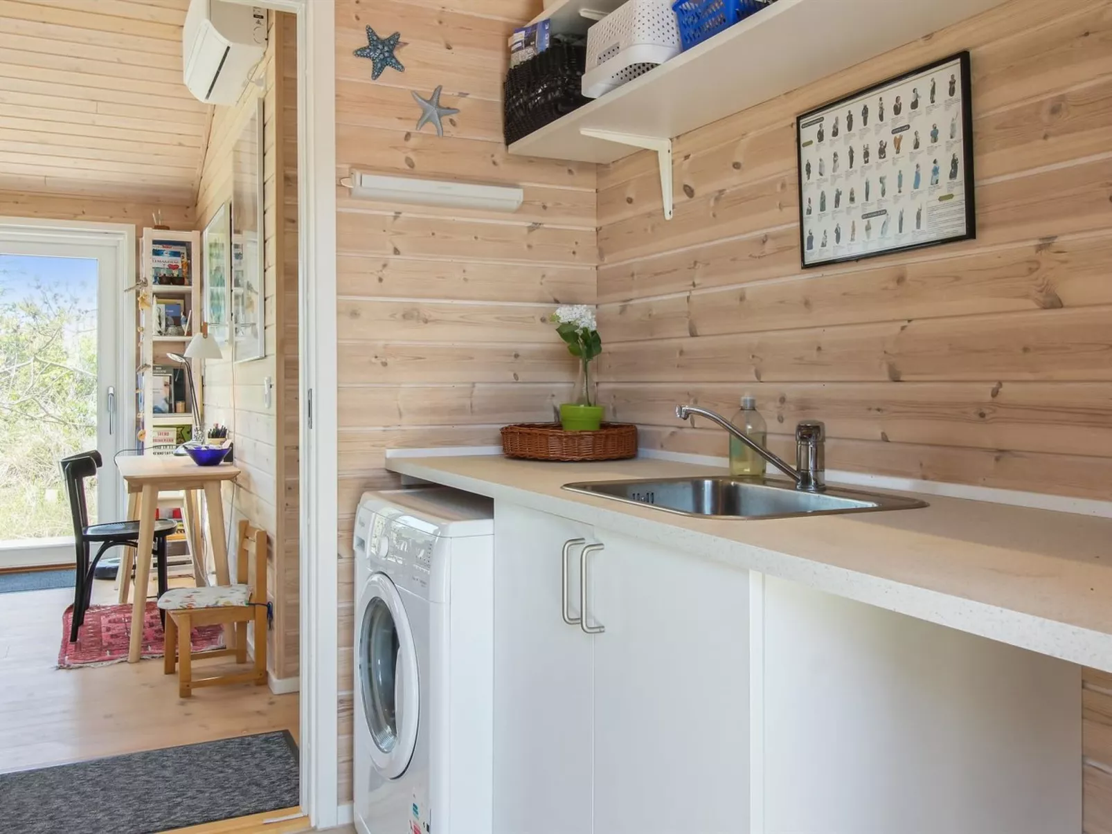 "Sampo" - 400m from the sea-Binnen