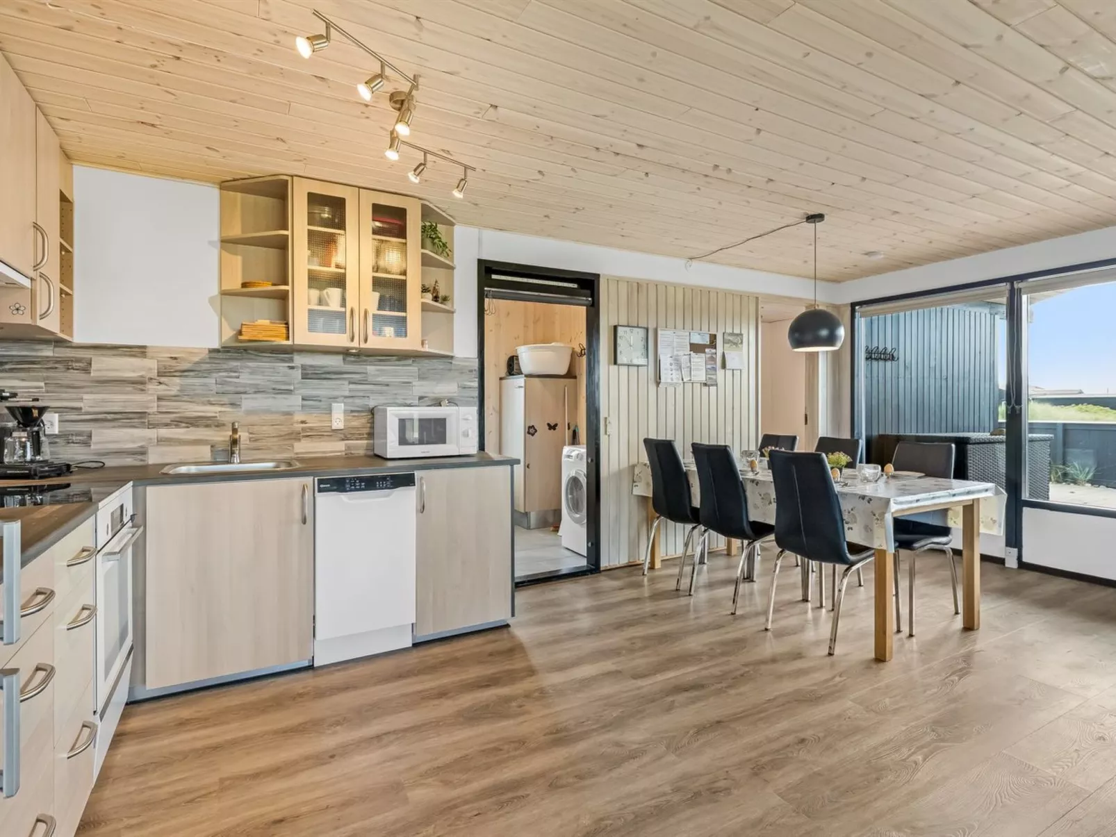 "Signhild" -  from the sea-Binnen