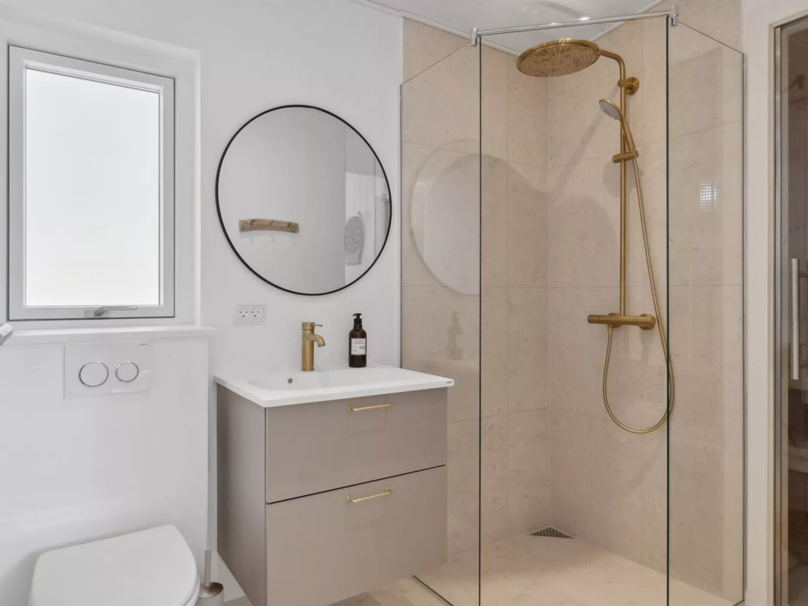 "Tinja" - 900m from the sea-Binnen