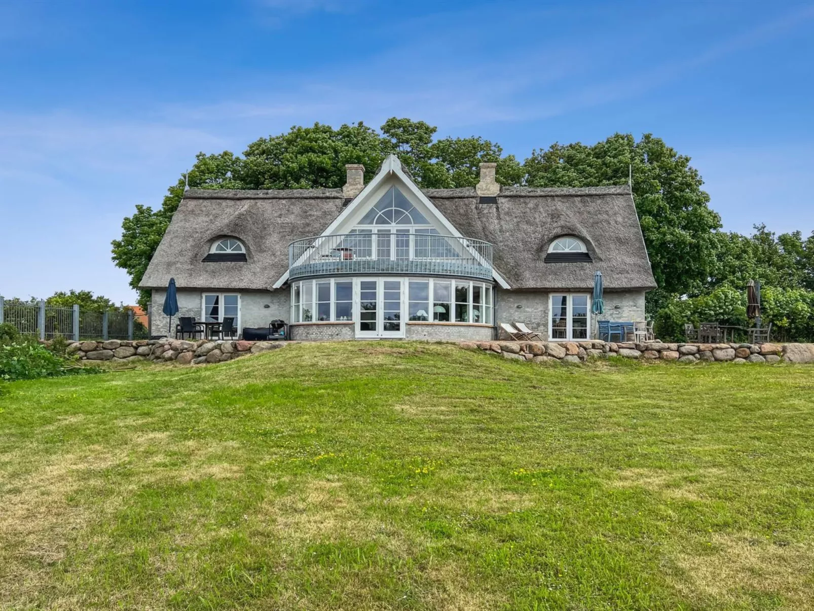 "Herlek" - 450m from the sea-Buiten