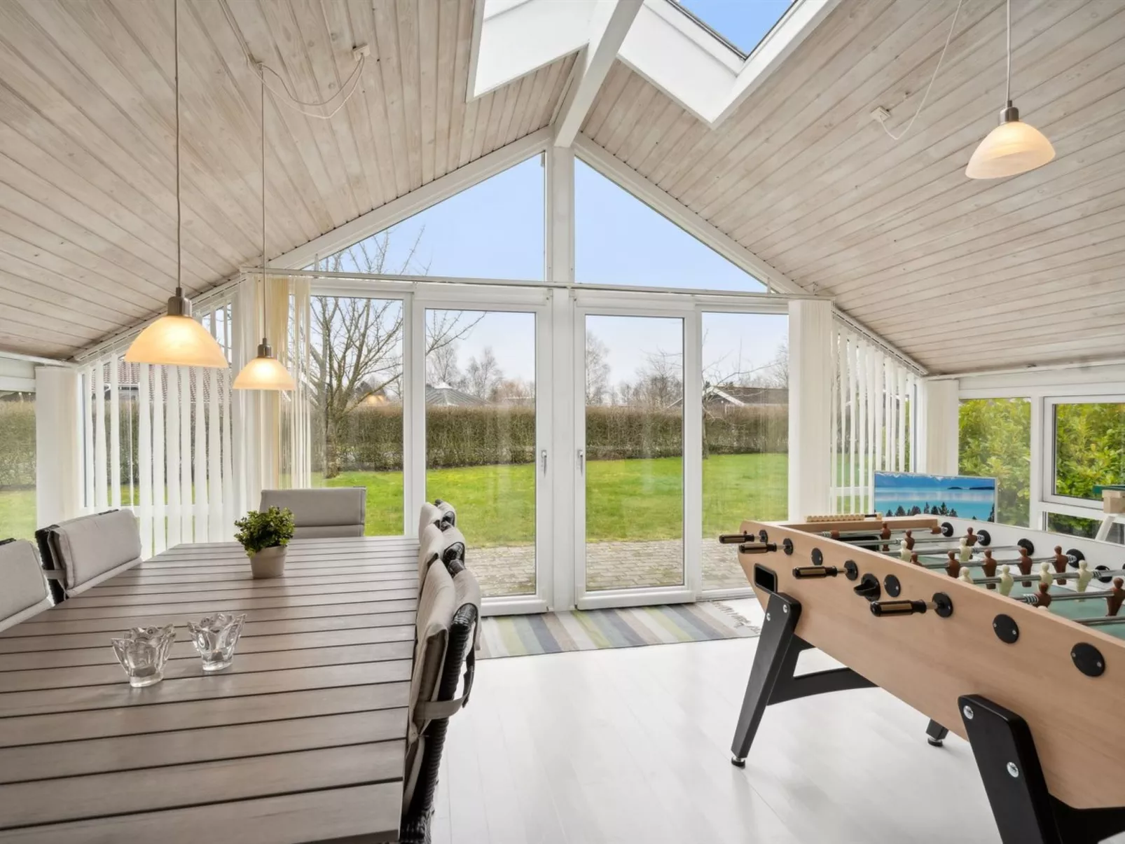 "Chrisse" - 250m from the sea-Binnen