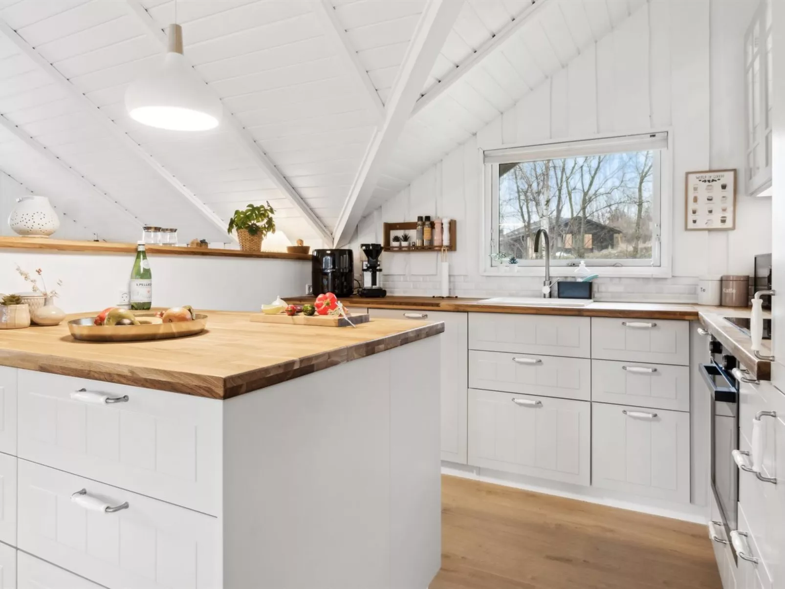 "Laurens" - 800m from the sea-Binnen