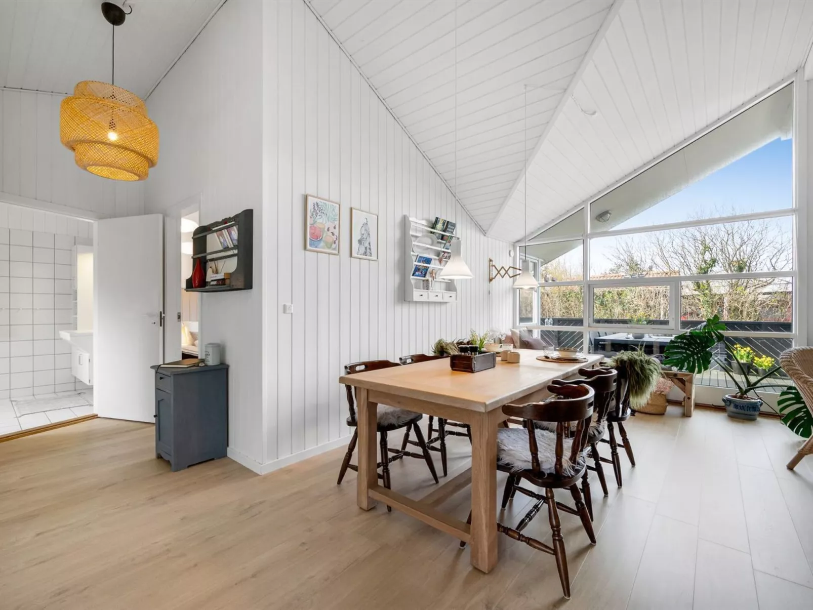 "Ingelis" - 150m to the fjord-Binnen