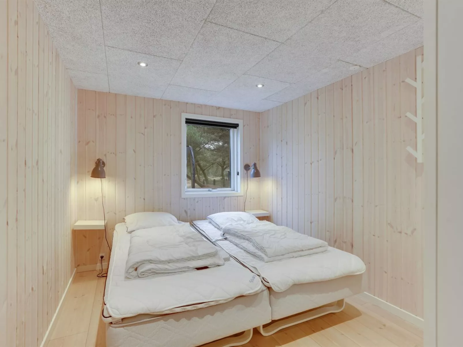 "Solgunn" - 900m from the sea-Binnen