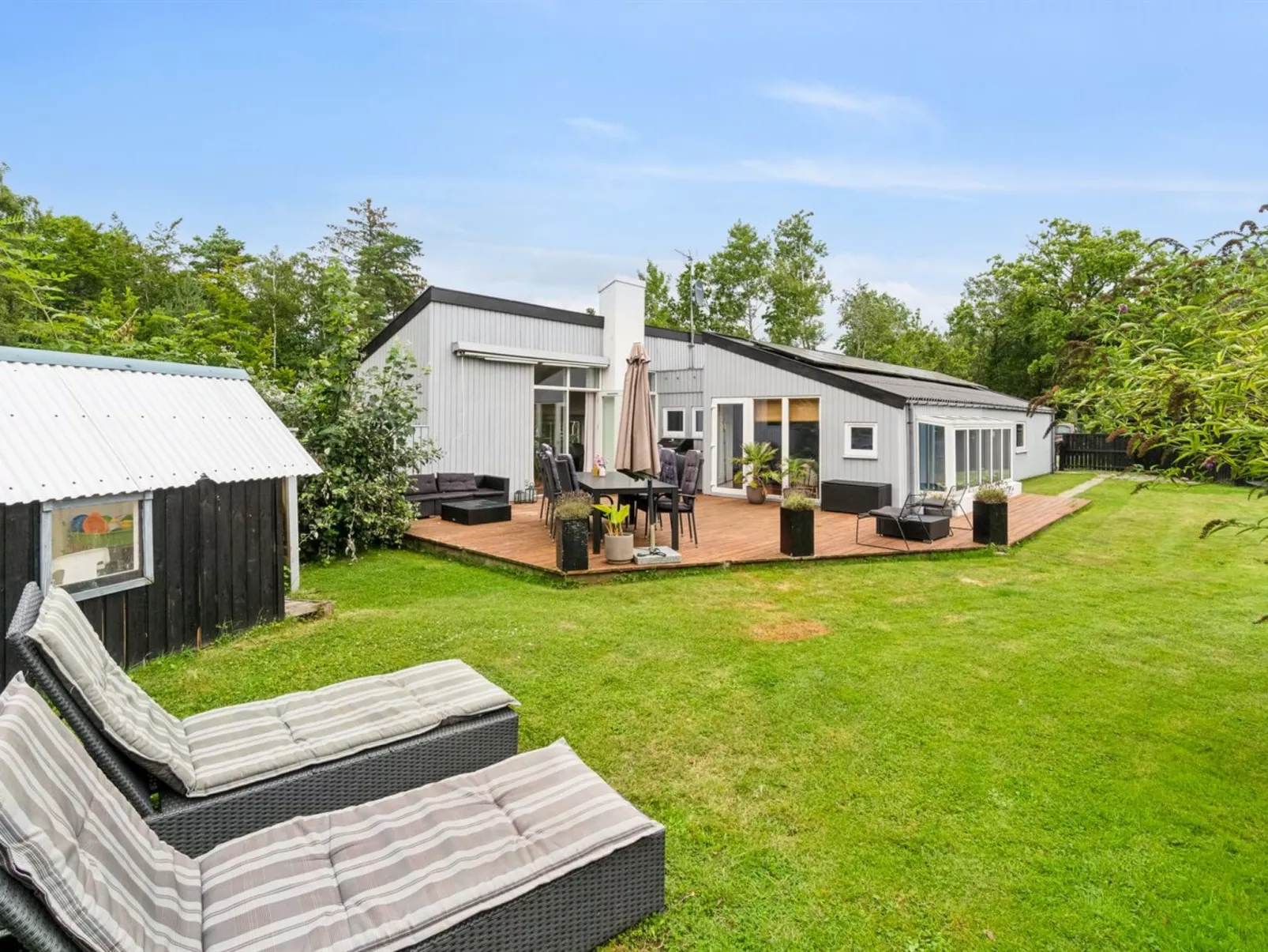 "Maritha" - 400m from the sea-Buiten