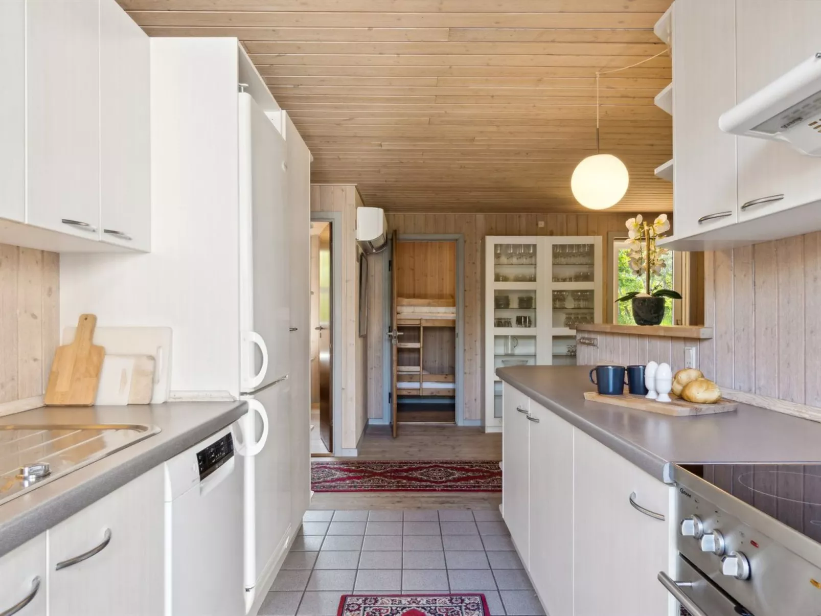 "Myriam" - 50m from the sea-Binnen