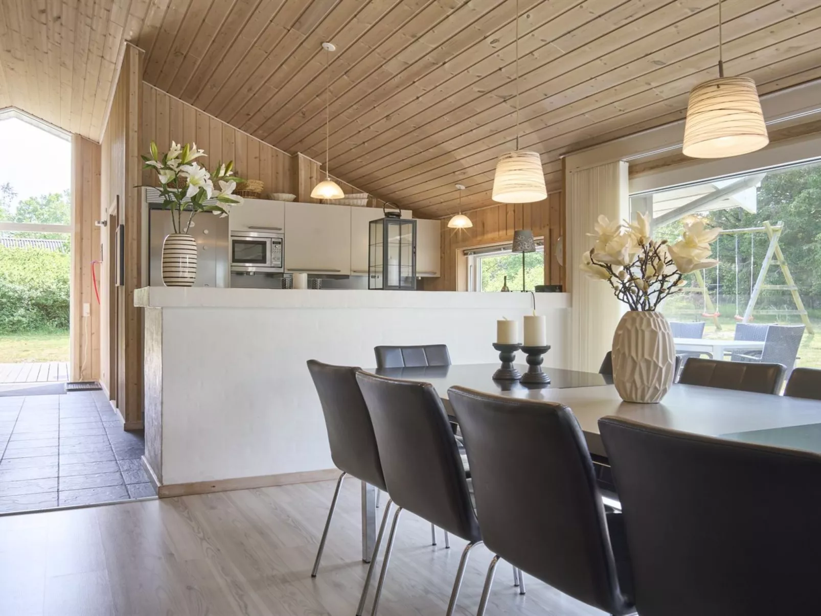 "Rudolf" - 400m from the sea-Binnen