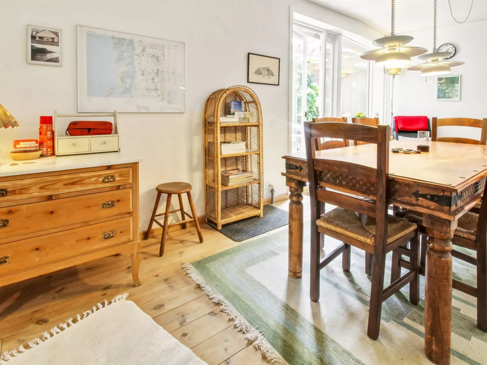 "Kiri" - 24km from the sea-Binnen