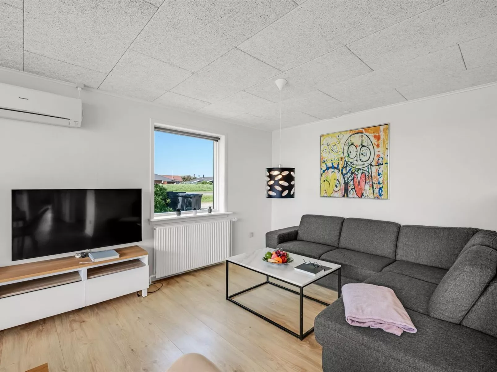 "Germund" - 770m from the sea-Binnen