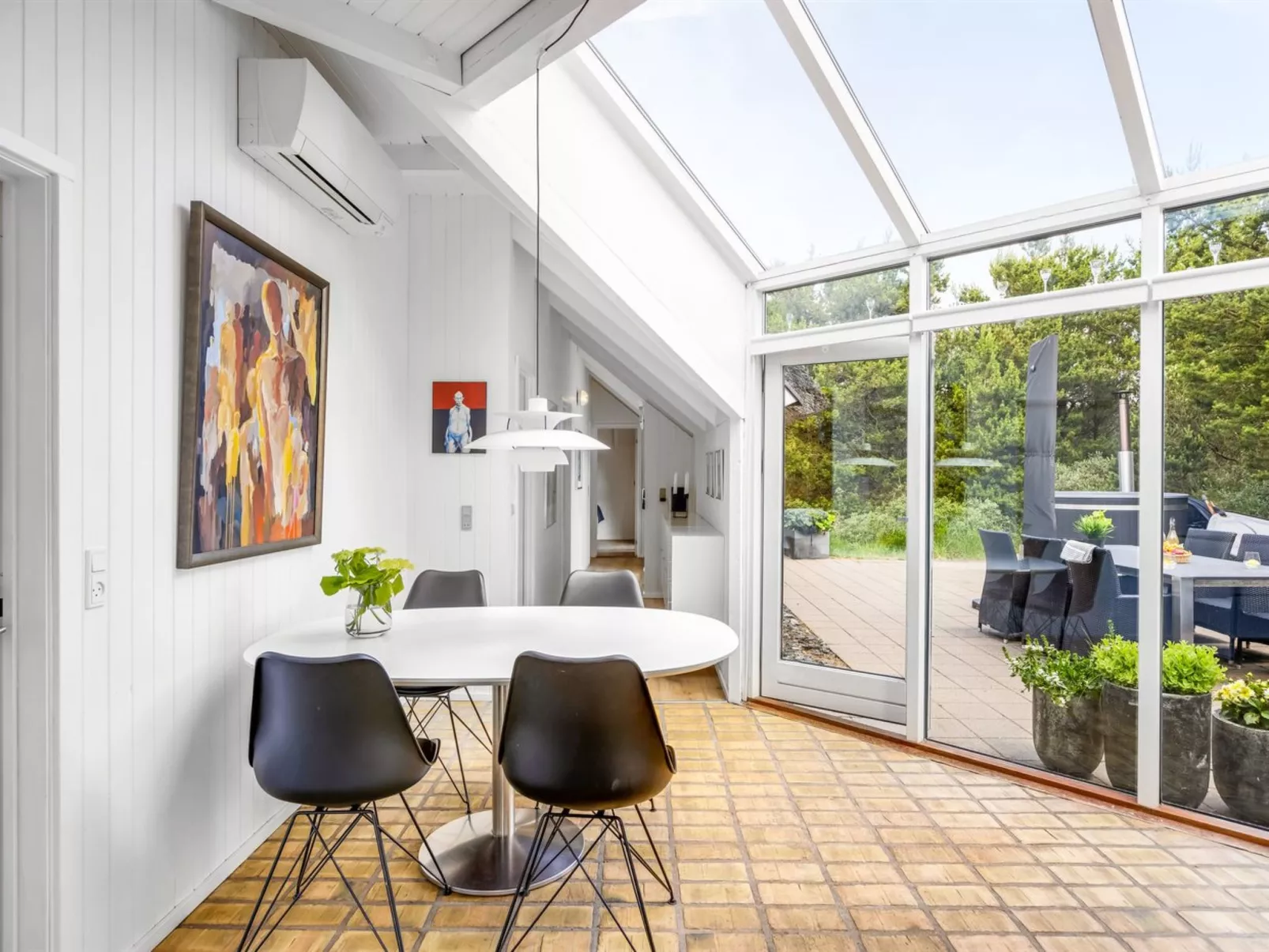 "Pihla" - 1.1km from the sea-Binnen