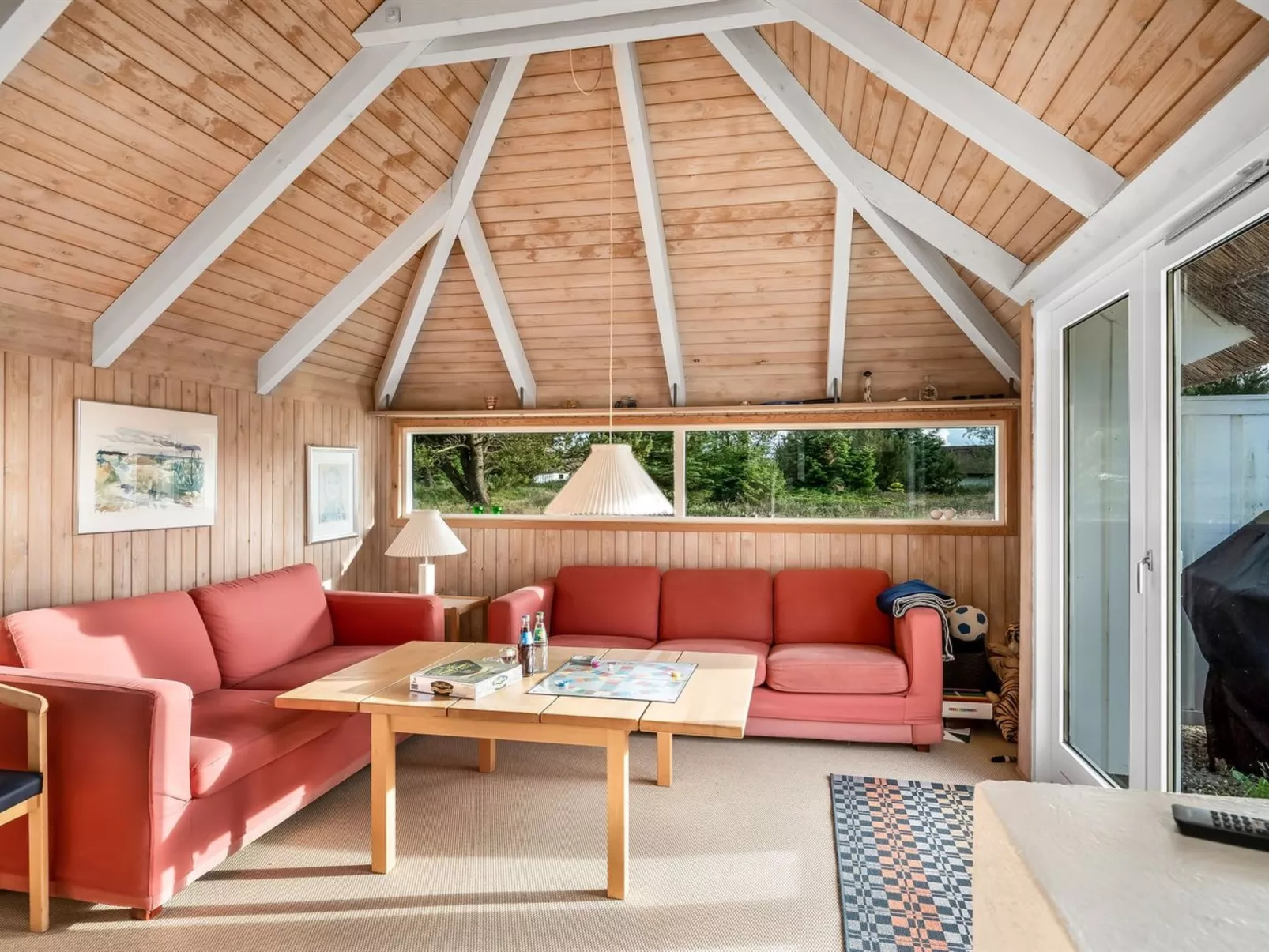 "Elenor" - 1.1km from the sea-Binnen