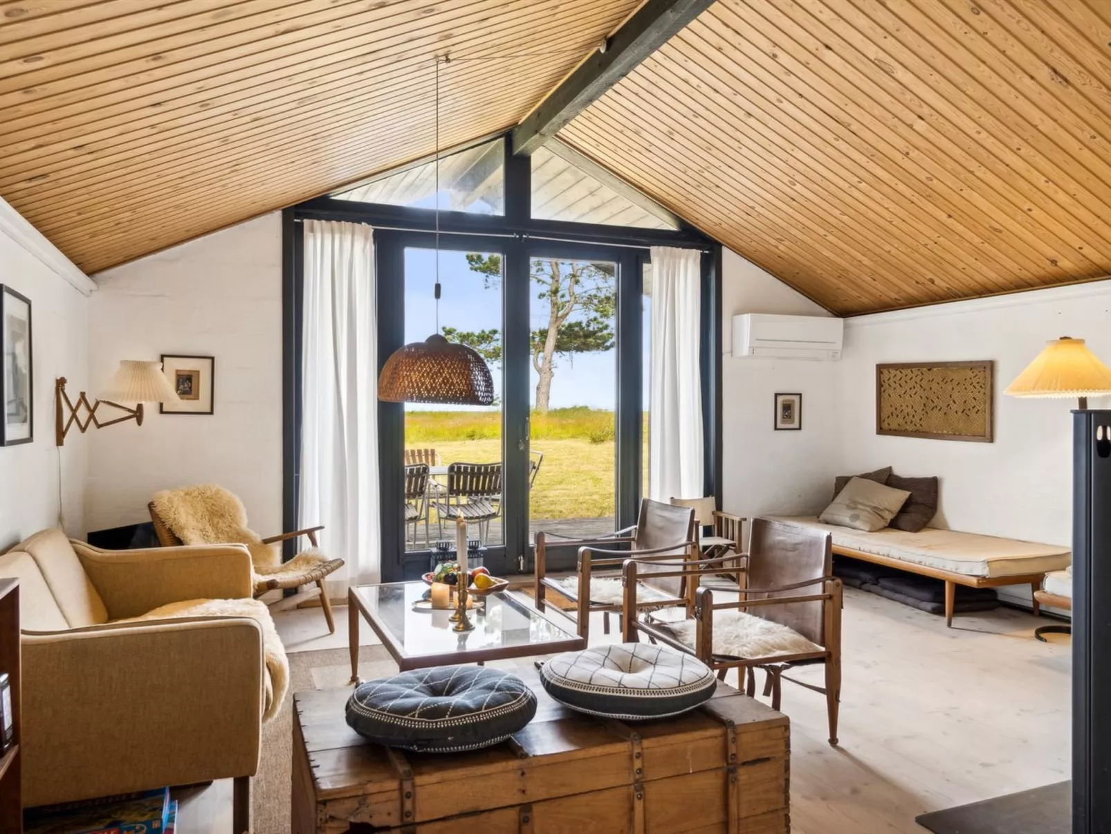 "Felis" - 575m from the sea-Binnen