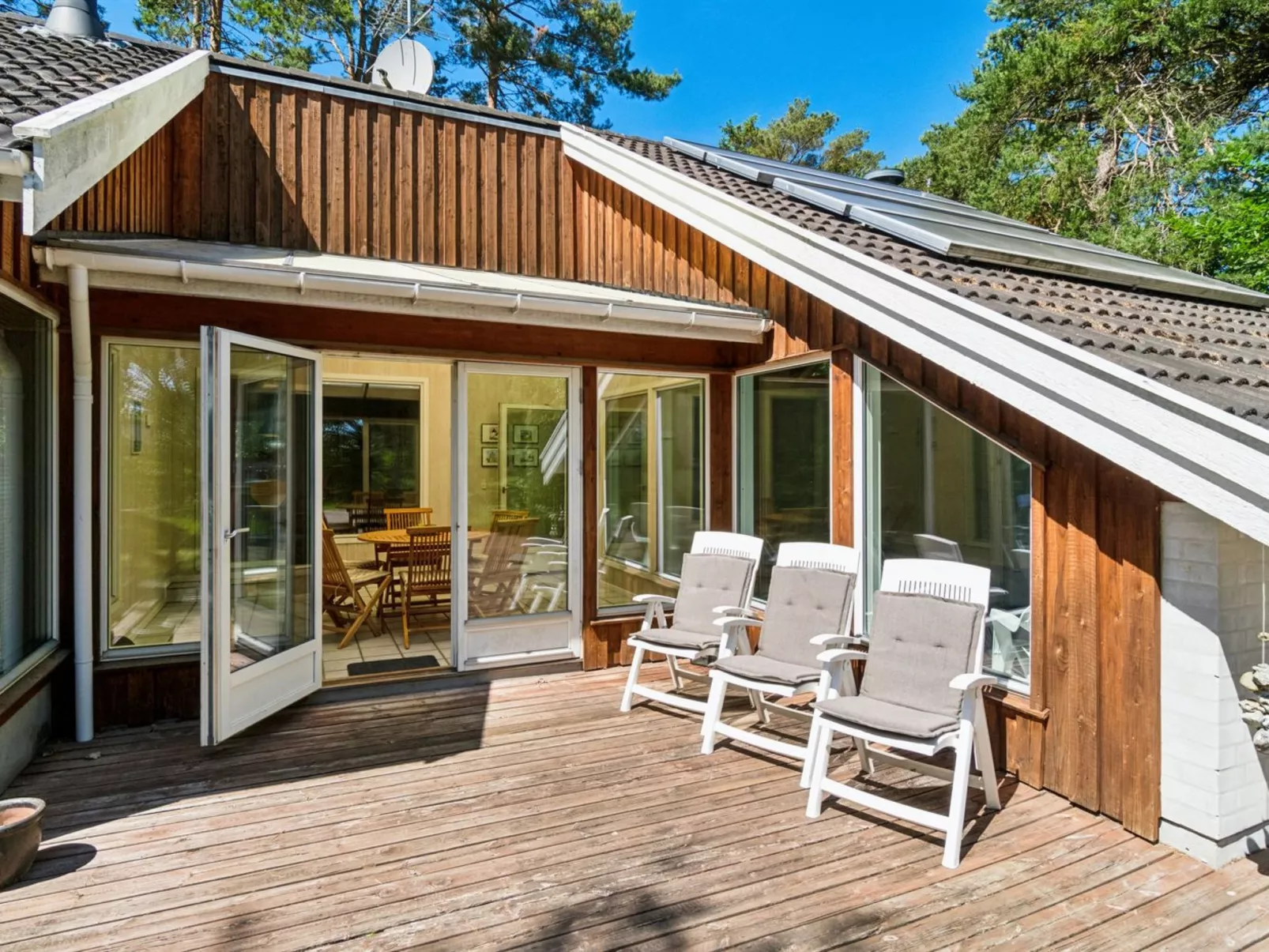 "Auvo" - 200m from the sea-Buiten