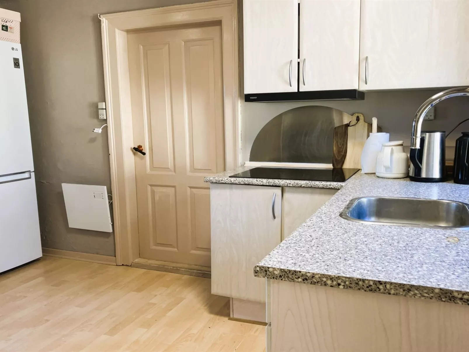 "Thessa" - 4km from the sea-Binnen