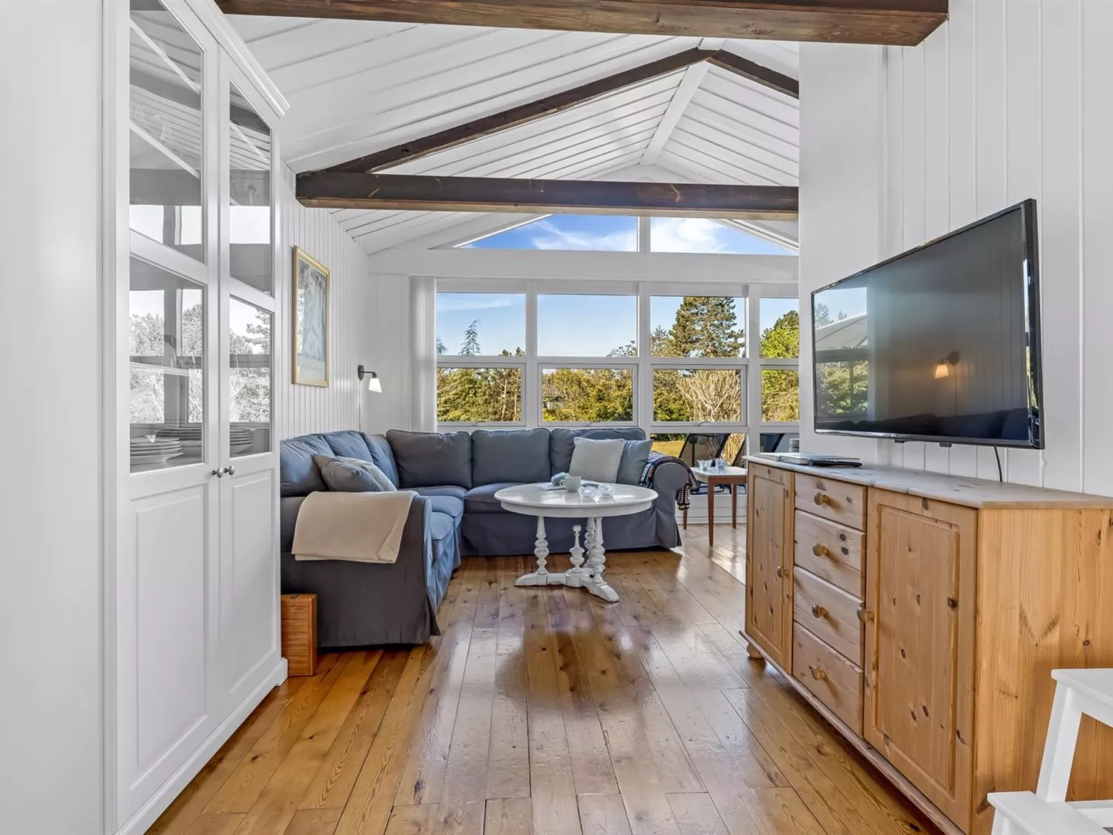 "Jalina" - 500m from the sea-Binnen