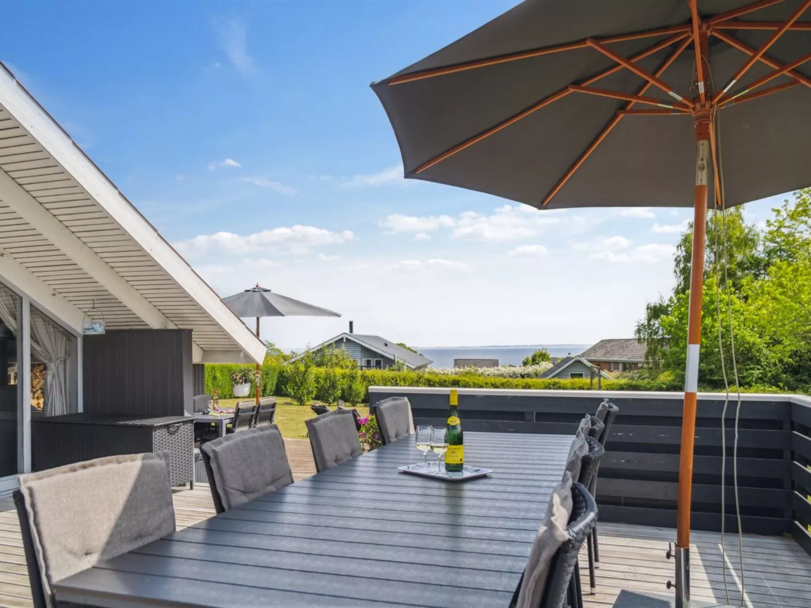 "Bessi" - 200m from the sea-Buiten