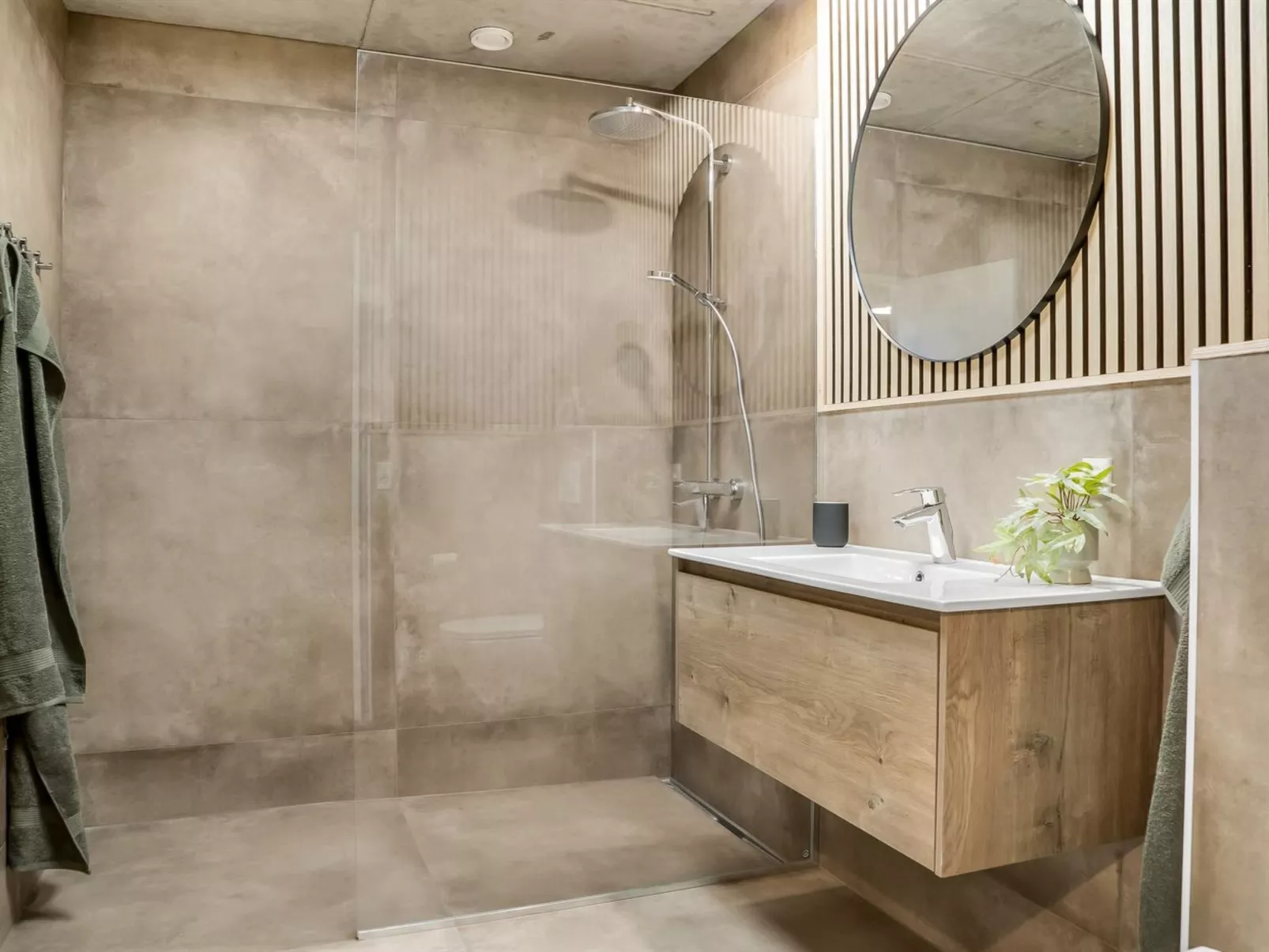 "Tamina" - 50m from the sea-Binnen