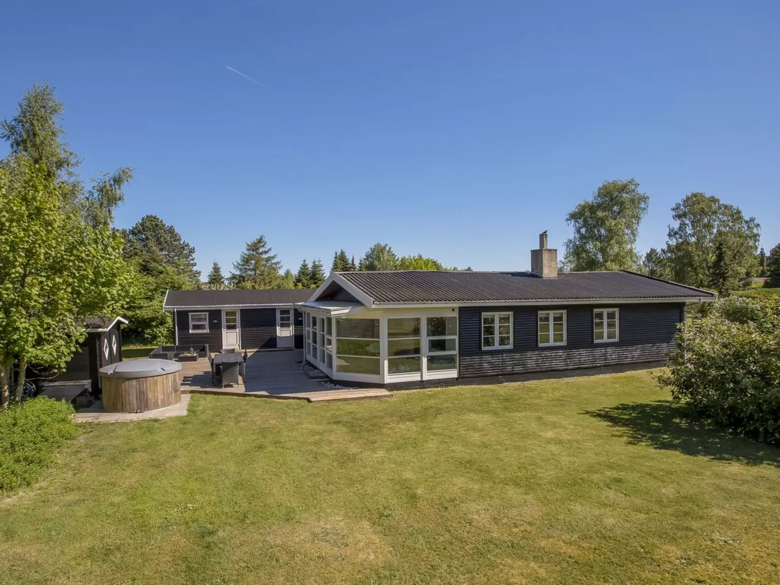 "Tayana" - 500m from the sea-Buiten