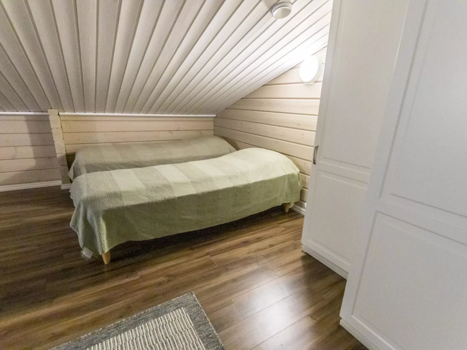 Uulanlinna a, paritalo-Binnen