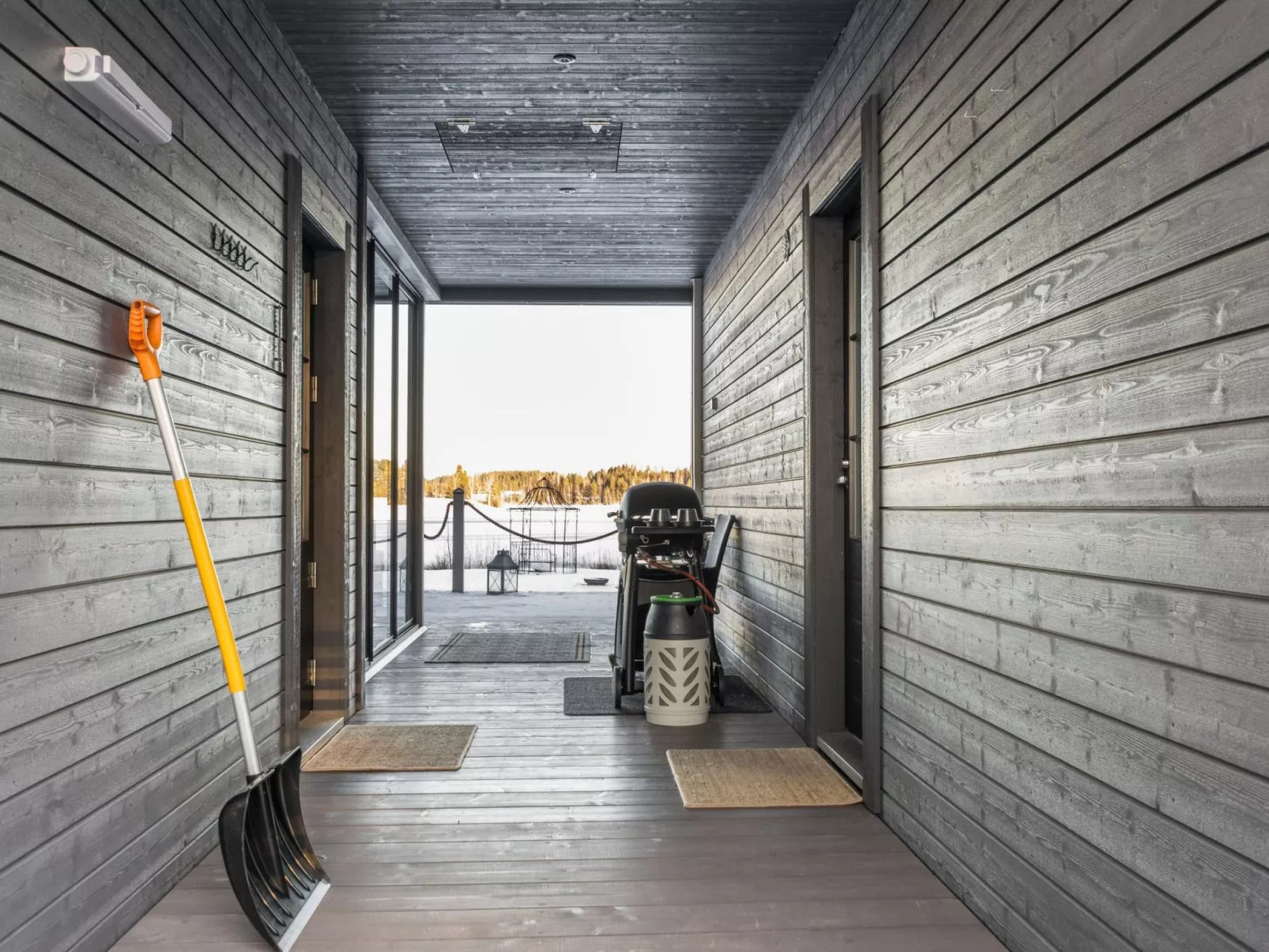 Villa karhentimantti-Binnen