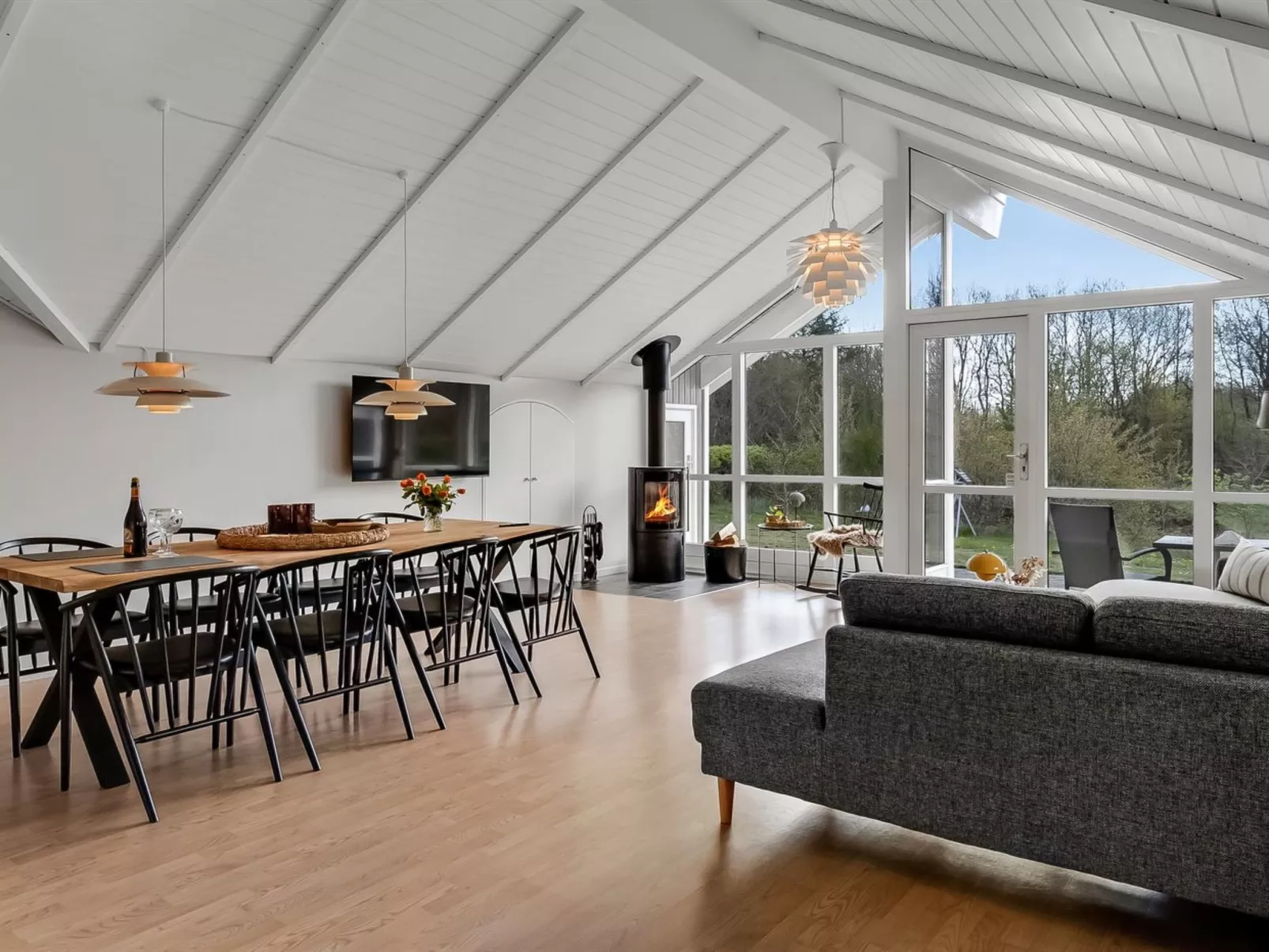 "Truels" - 30km from the sea-Binnen