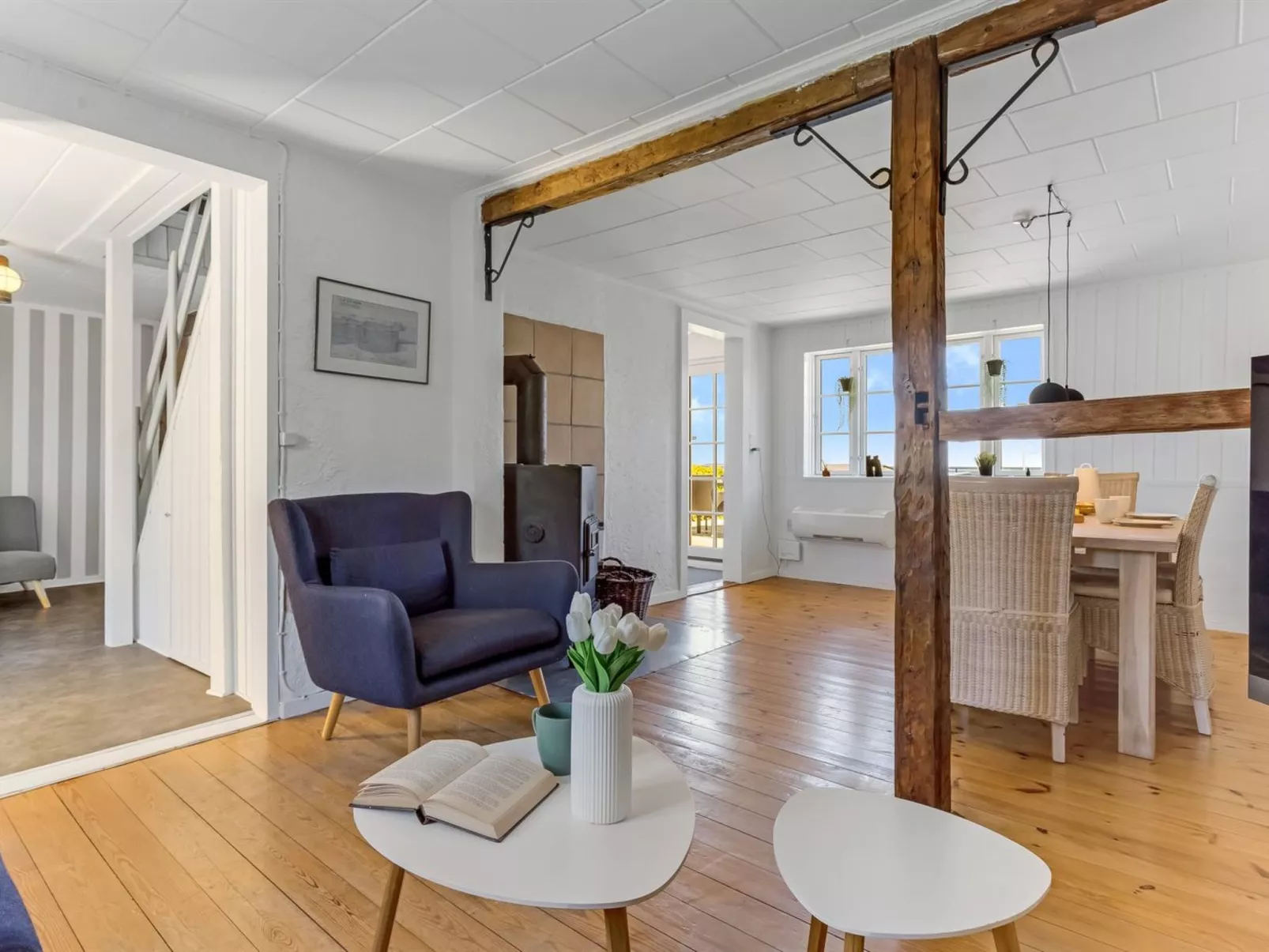 "Ilze" - 20m from the sea-Binnen