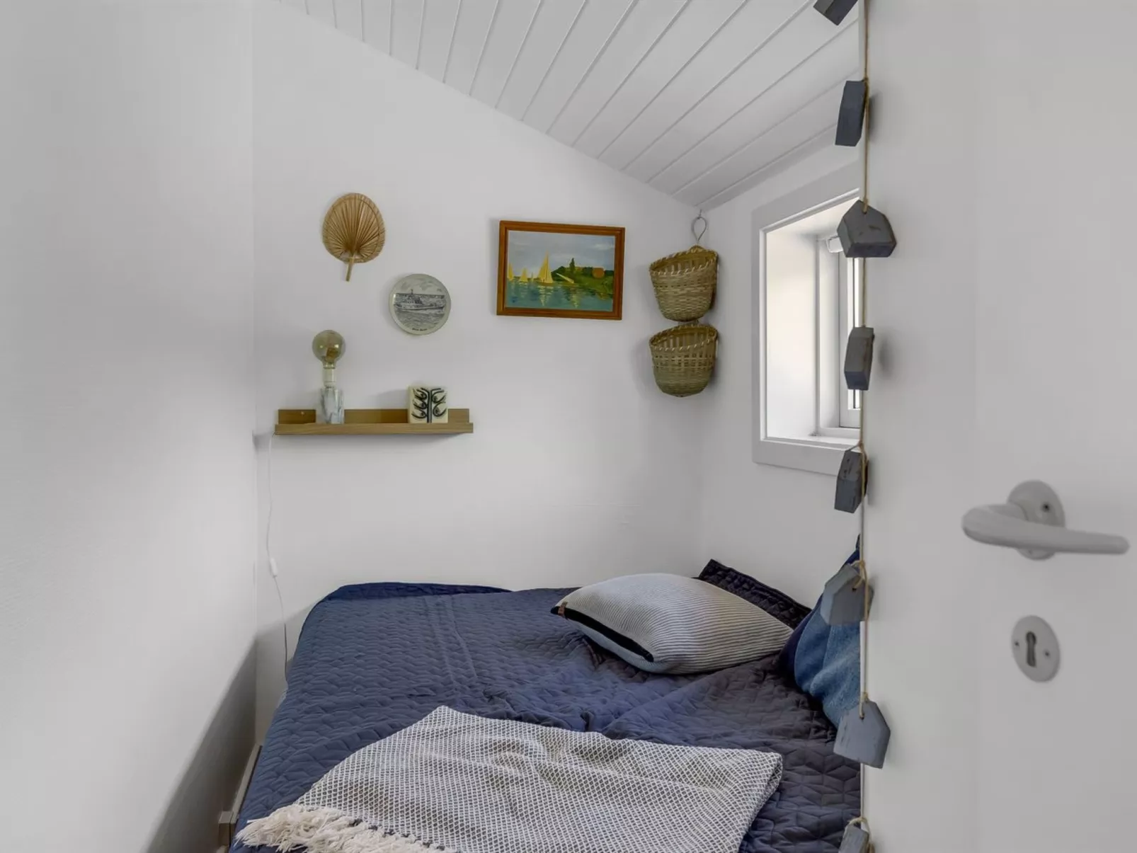 "Tobias" - 45m to the fjord-Binnen