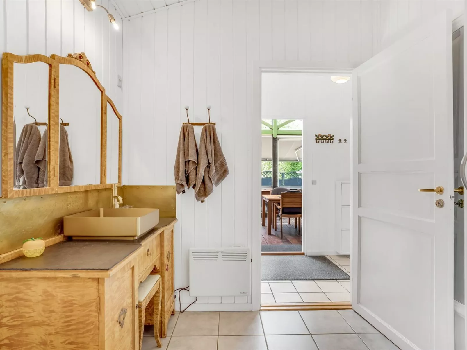 "Eljena" - 550m from the sea-Binnen