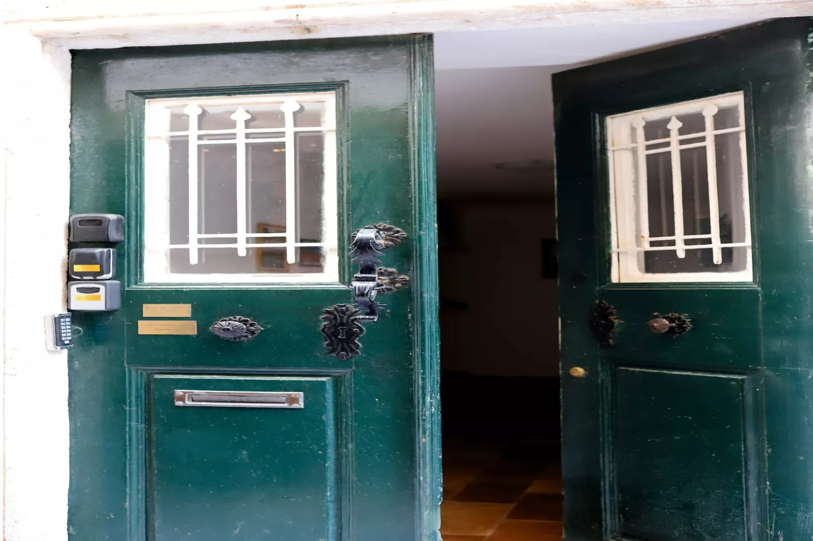 Anima Mea Old Town Apartments- Premium Apartment with Balcony-Buitenlucht