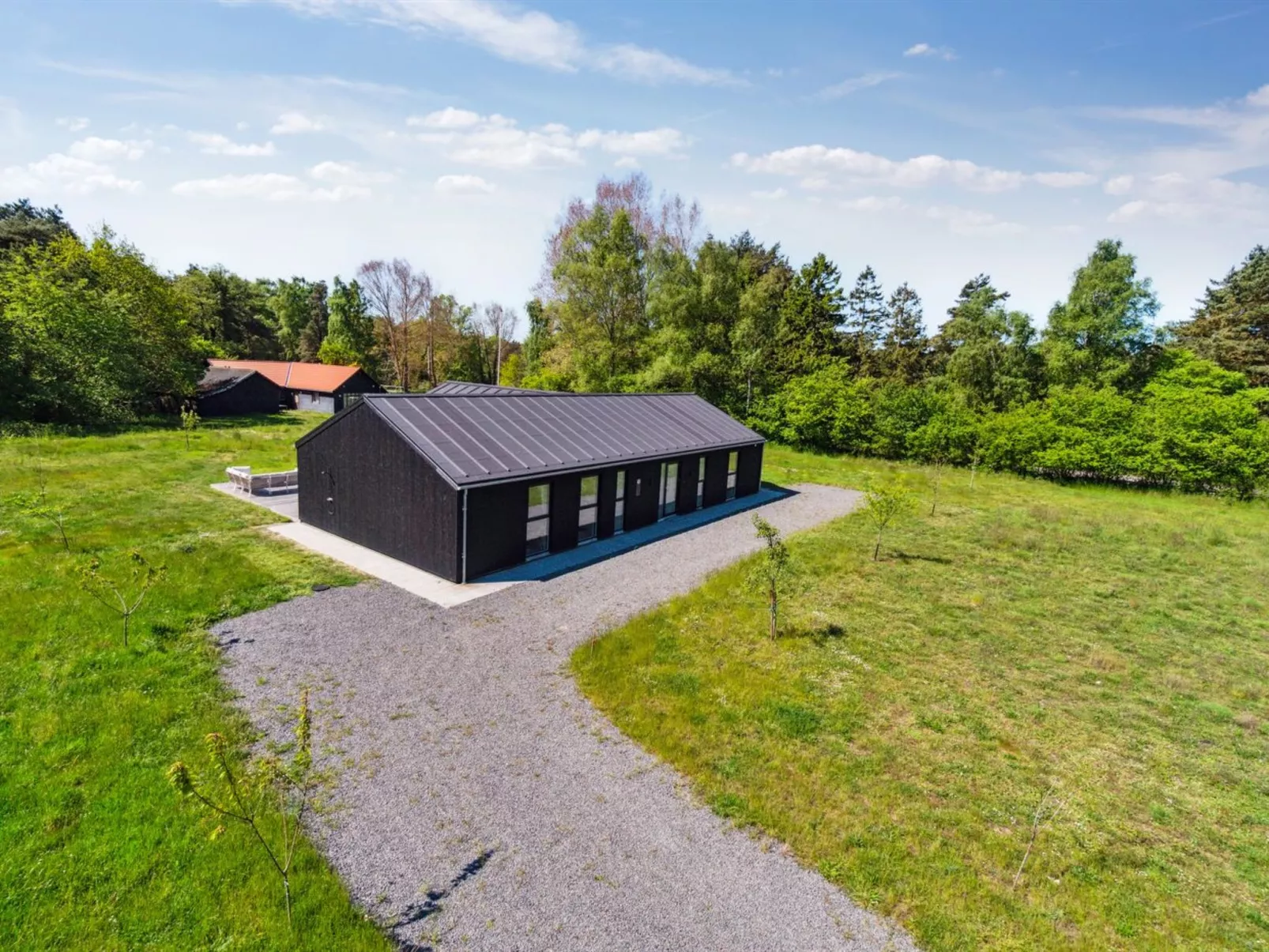 &quot;Tove&quot; - 350m from the sea-Buiten