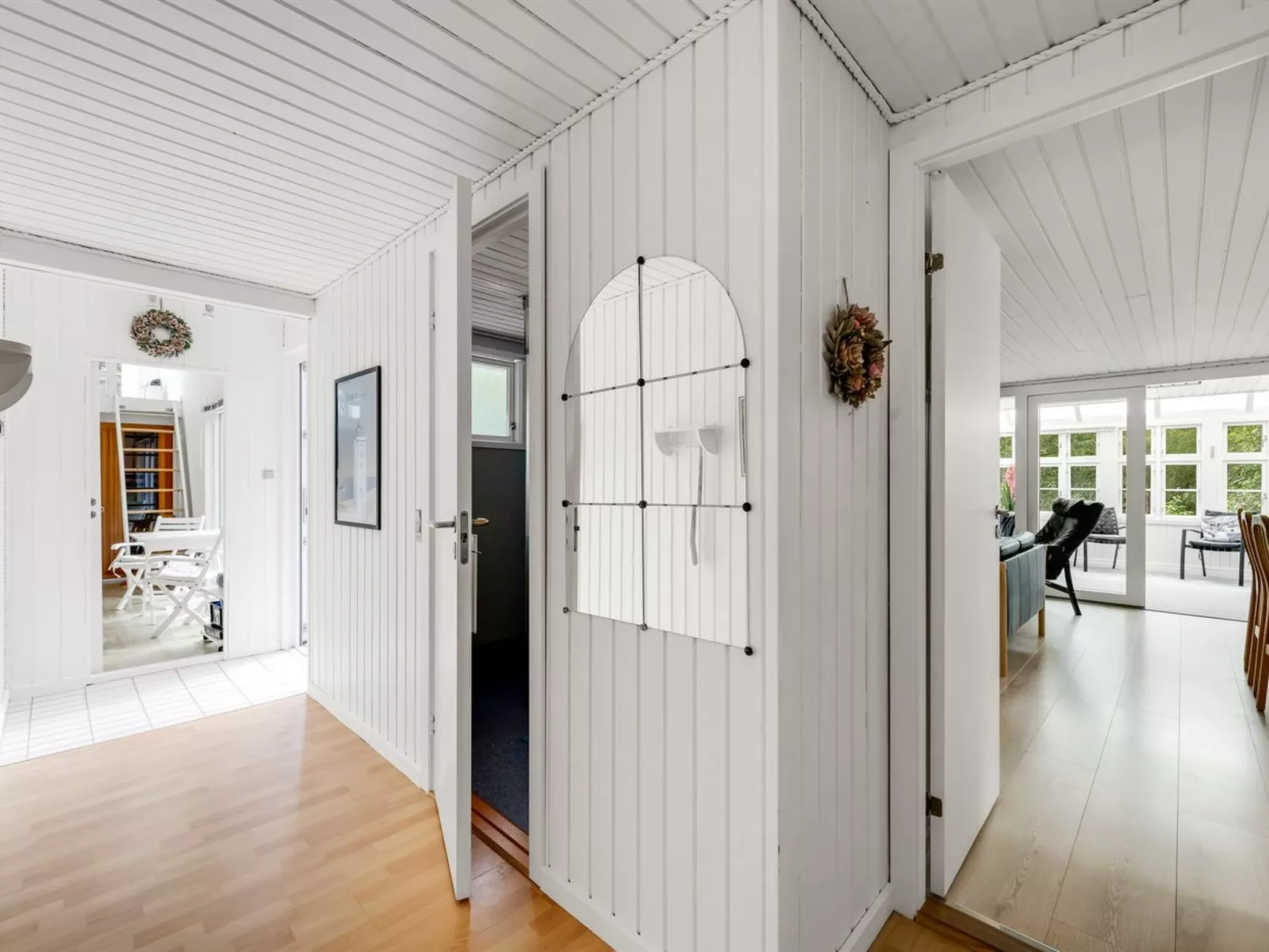 "Sami" - 600m to the fjord-Binnen