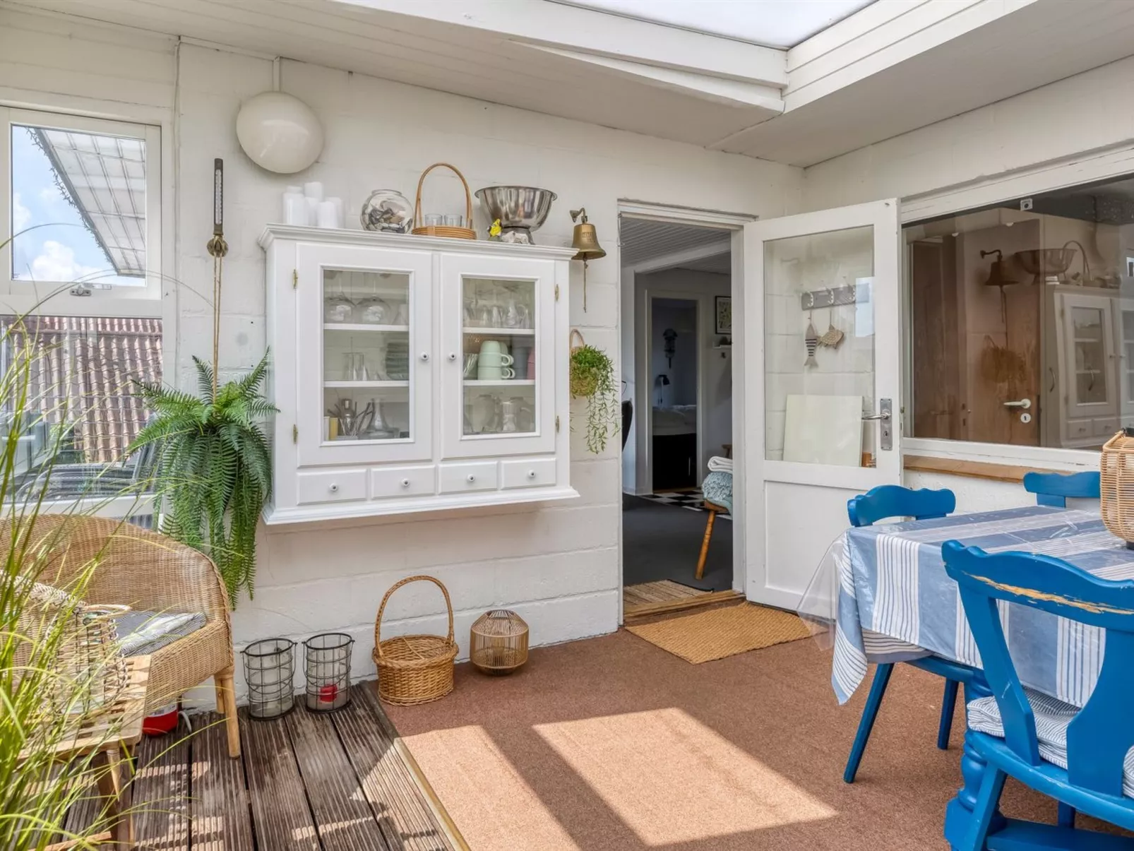 "Delan" - 75m from the sea-Binnen