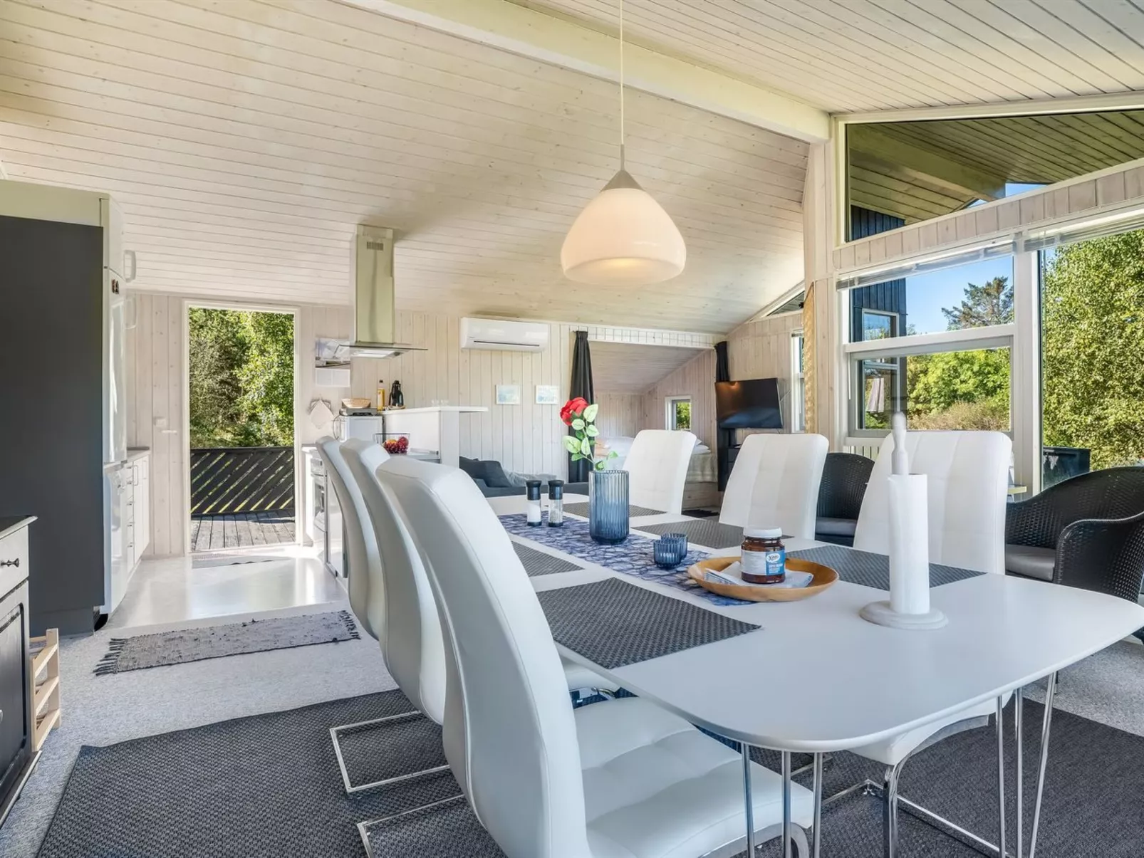 "Marisol" - 250m to the fjord-Binnen