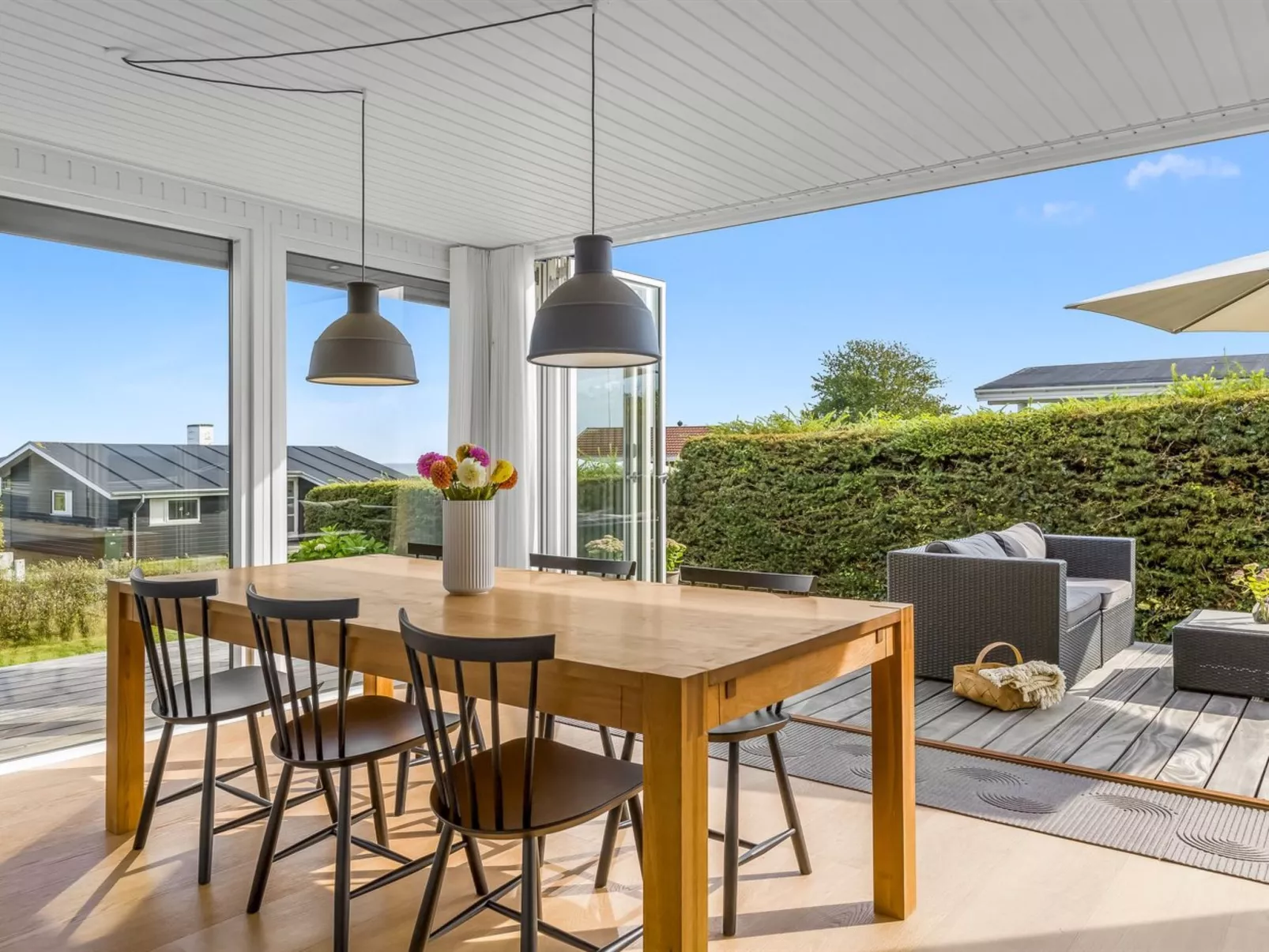 "Hubertina" - 75m from the sea-Binnen