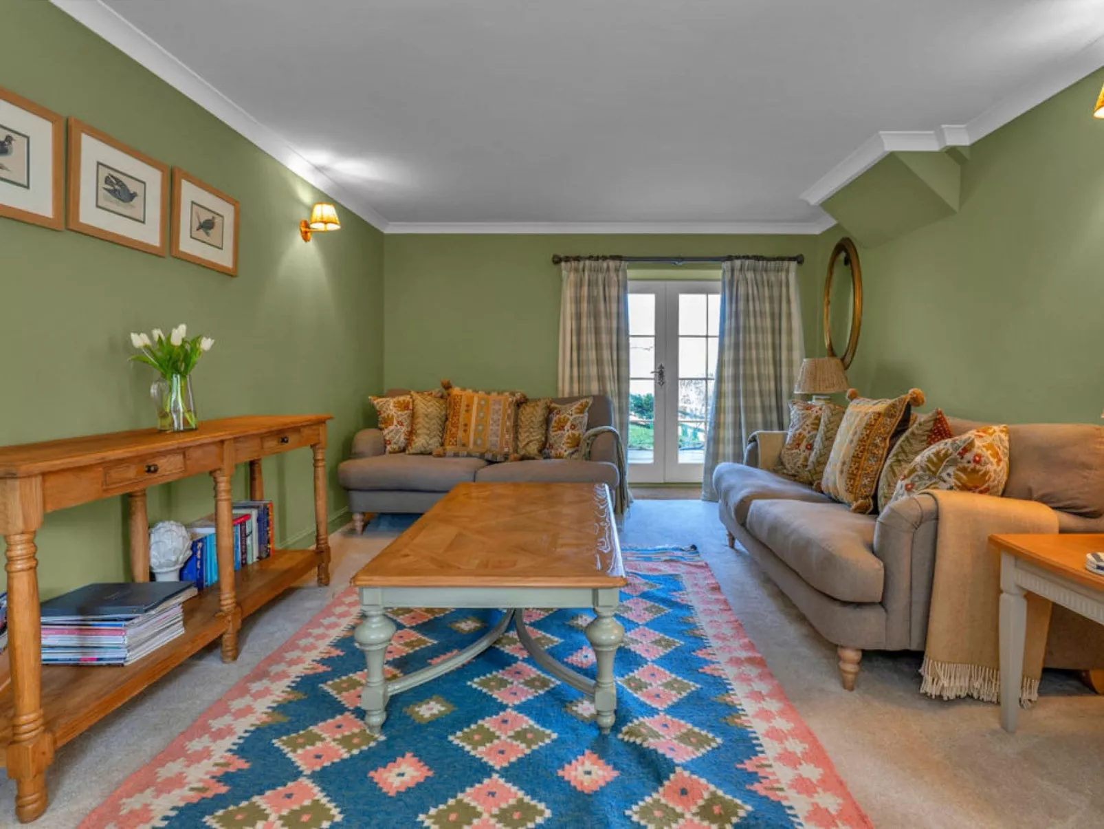 The Wheel House-Binnen