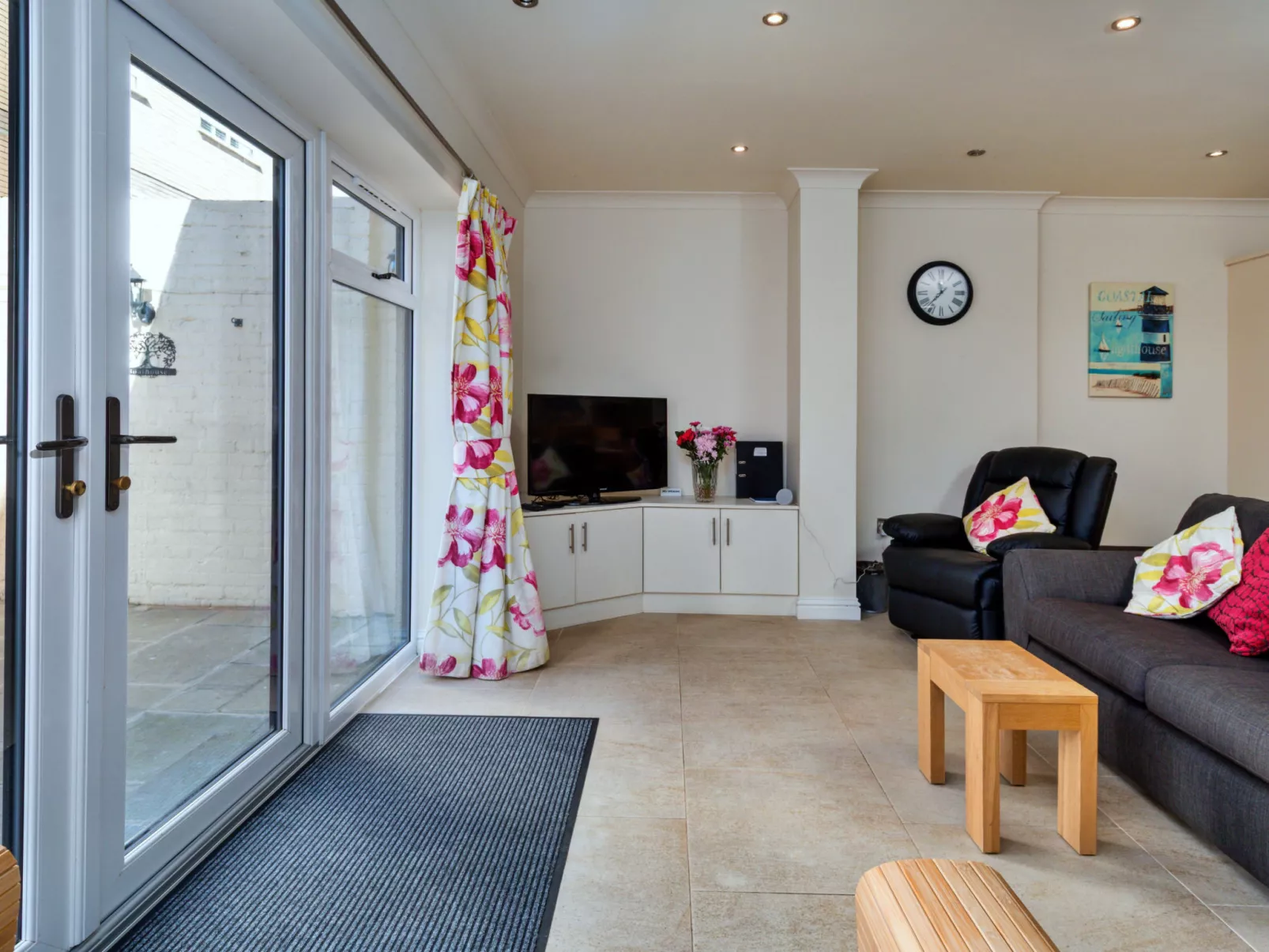 The Boat House - Binnen