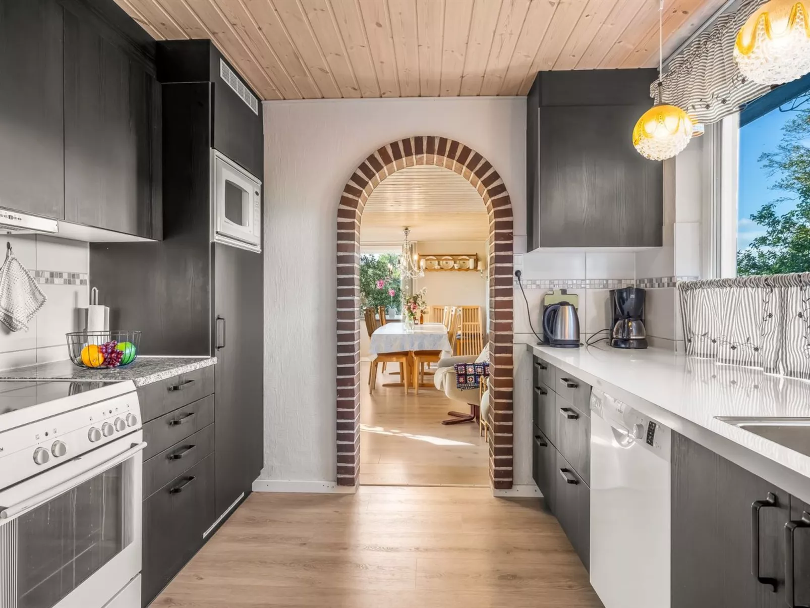 "Missa" - 2km to the fjord-Binnen