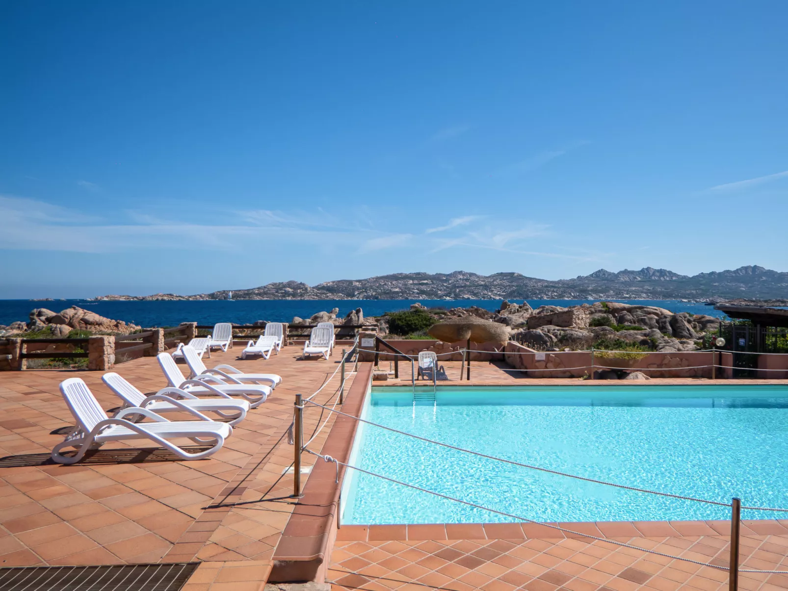 Sporting House-Buiten