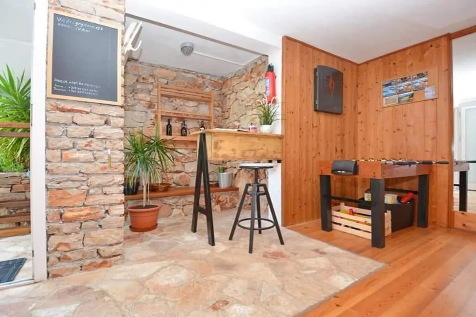 One-Bedroom Apartment (Smokva)-Binnen