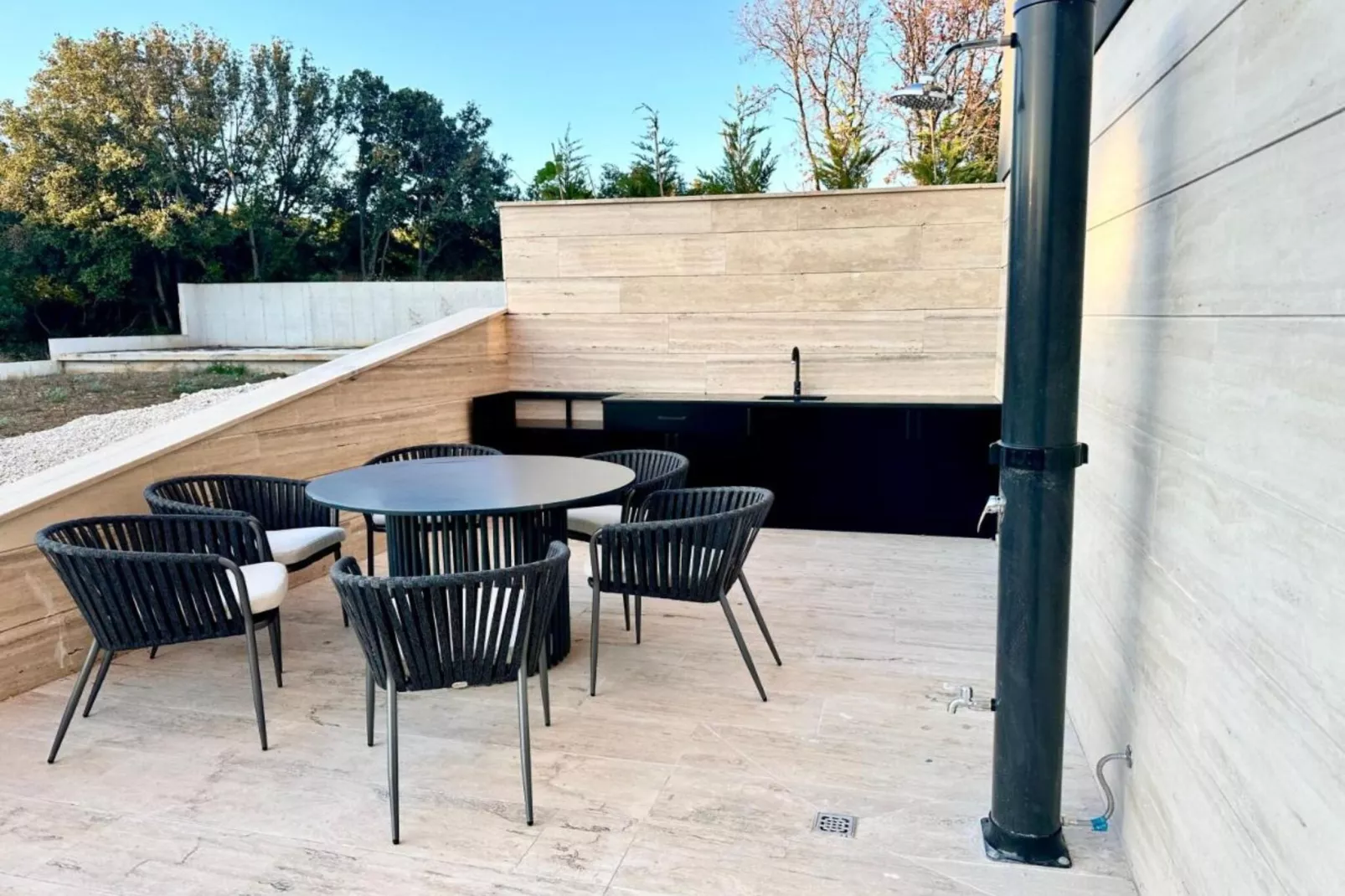 Leonarda Waterfront Residences-Two-Bedroom Apartment with private pool (The Bayfront One) -S5-Terras